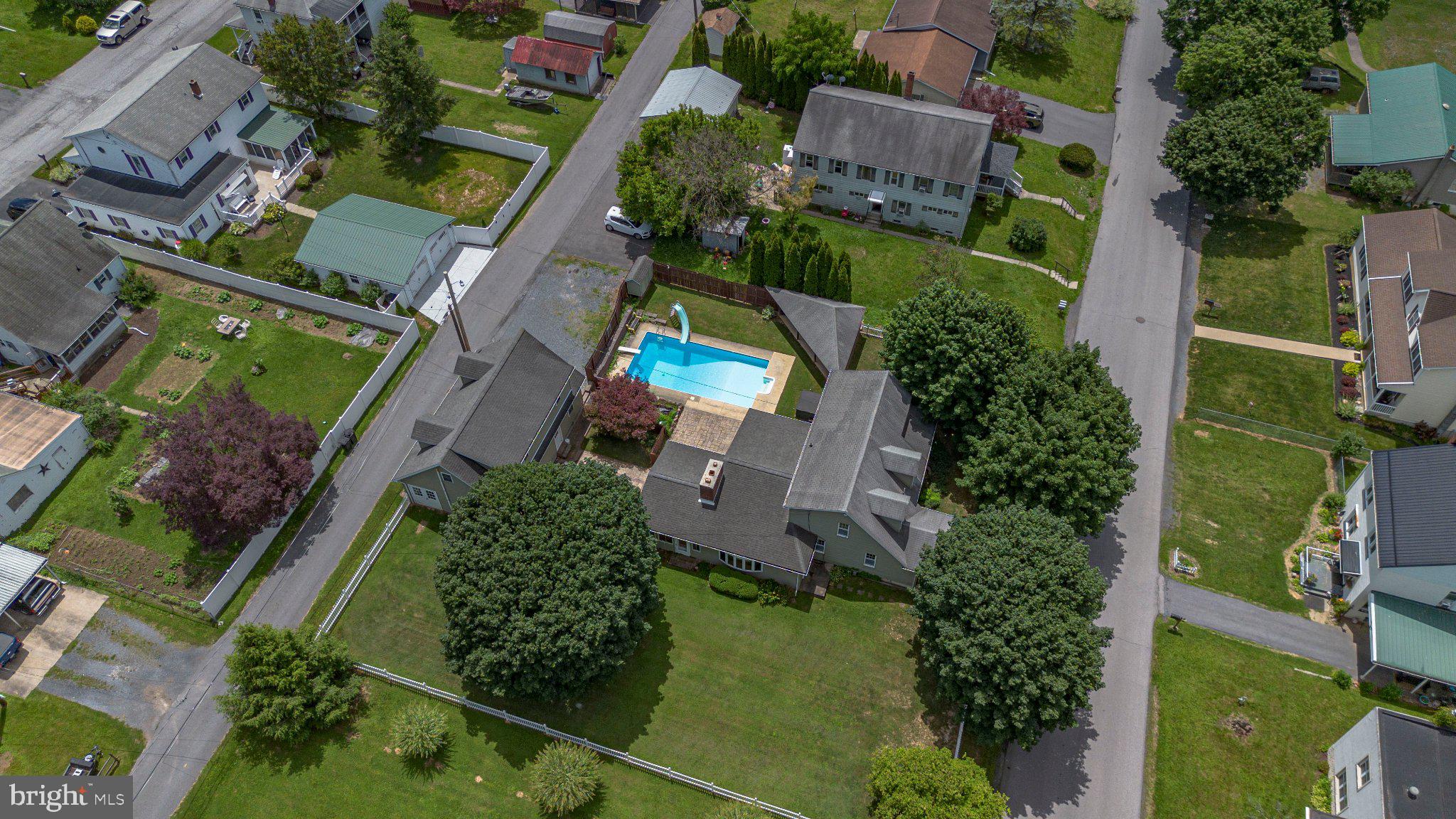 LEWISTOWN HEIGHTS - Residential