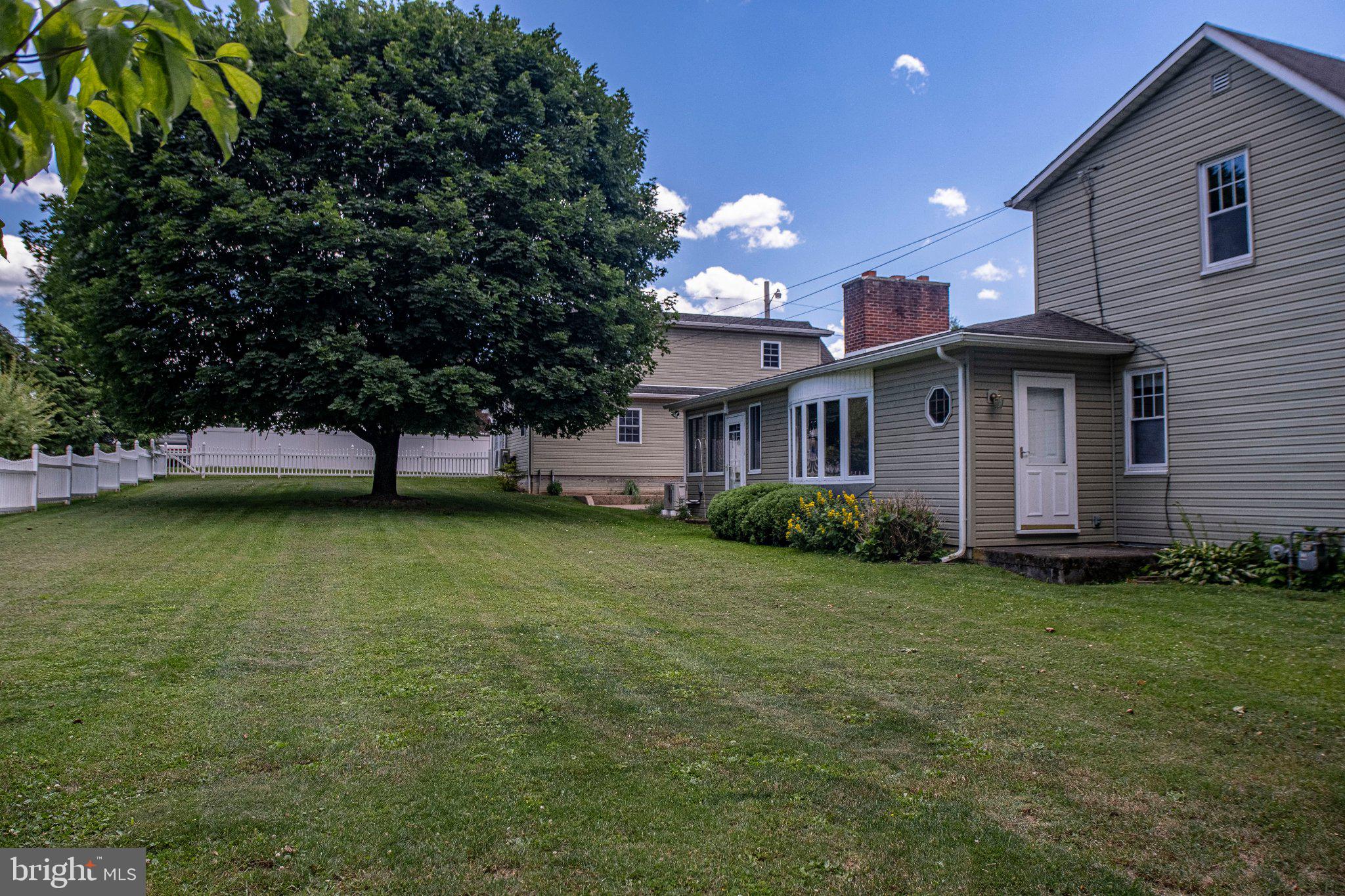LEWISTOWN HEIGHTS - Residential