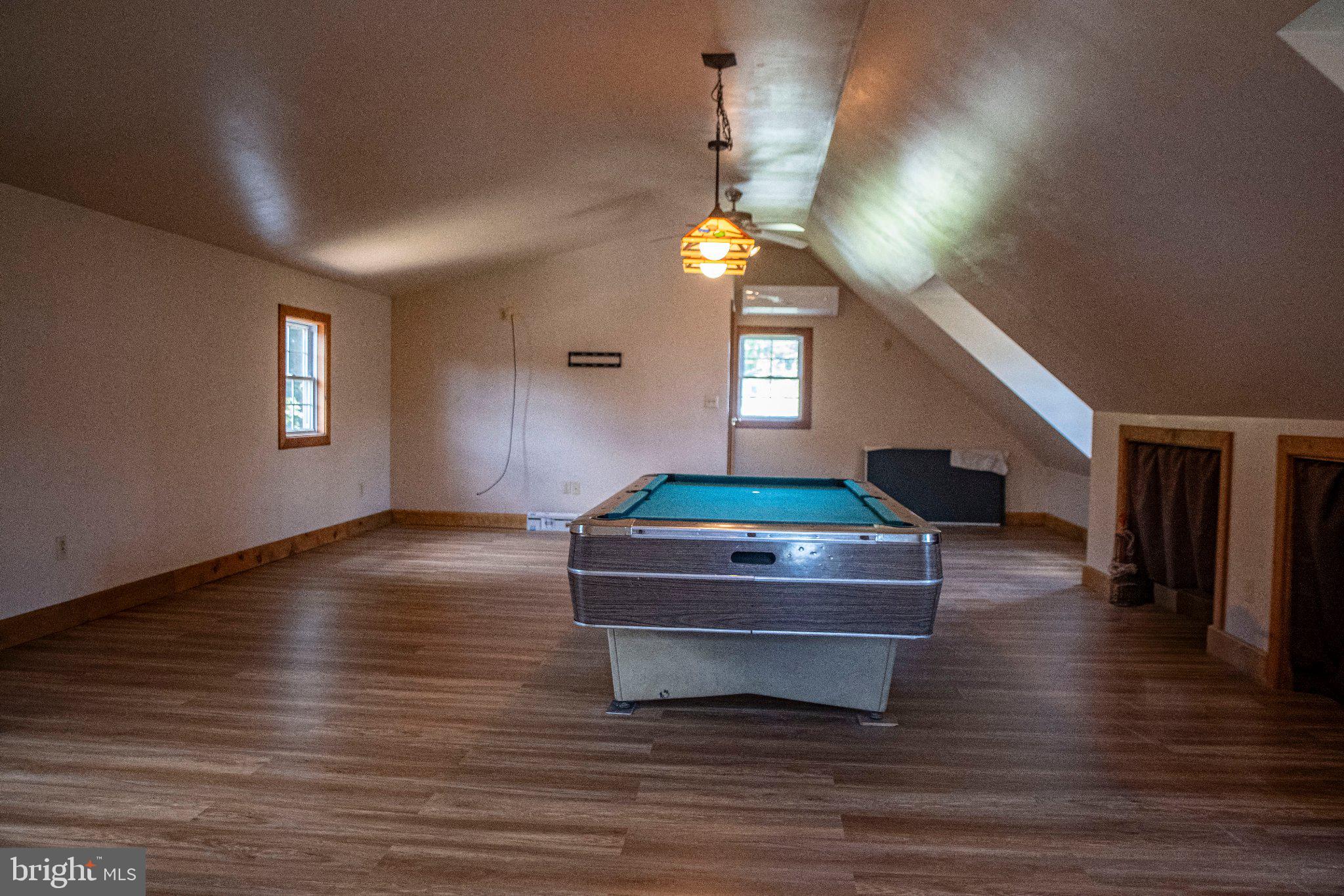 LEWISTOWN HEIGHTS - Residential