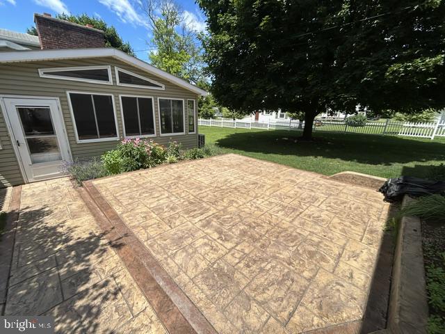 LEWISTOWN HEIGHTS - Residential