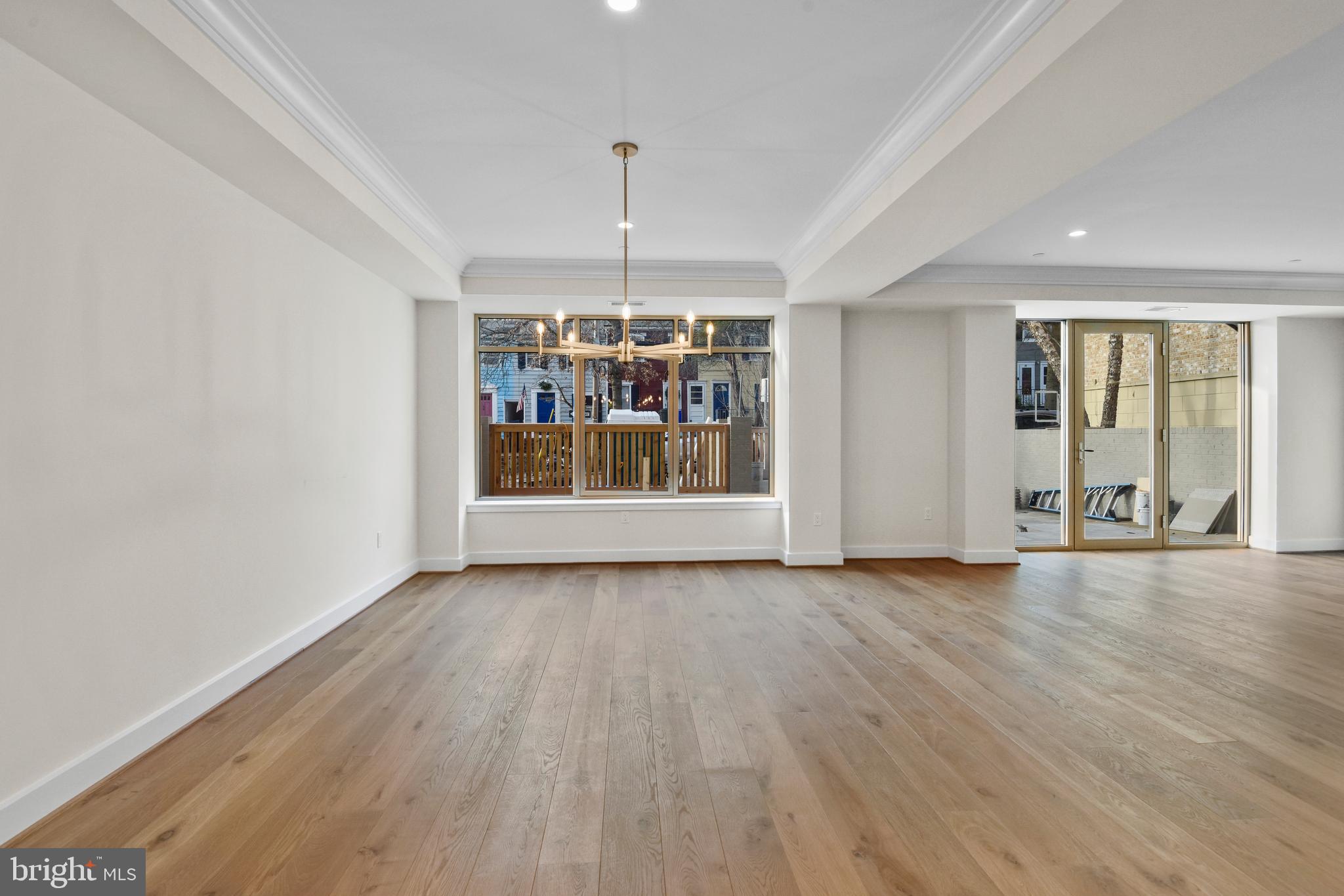 MURRAY HILL - Residential