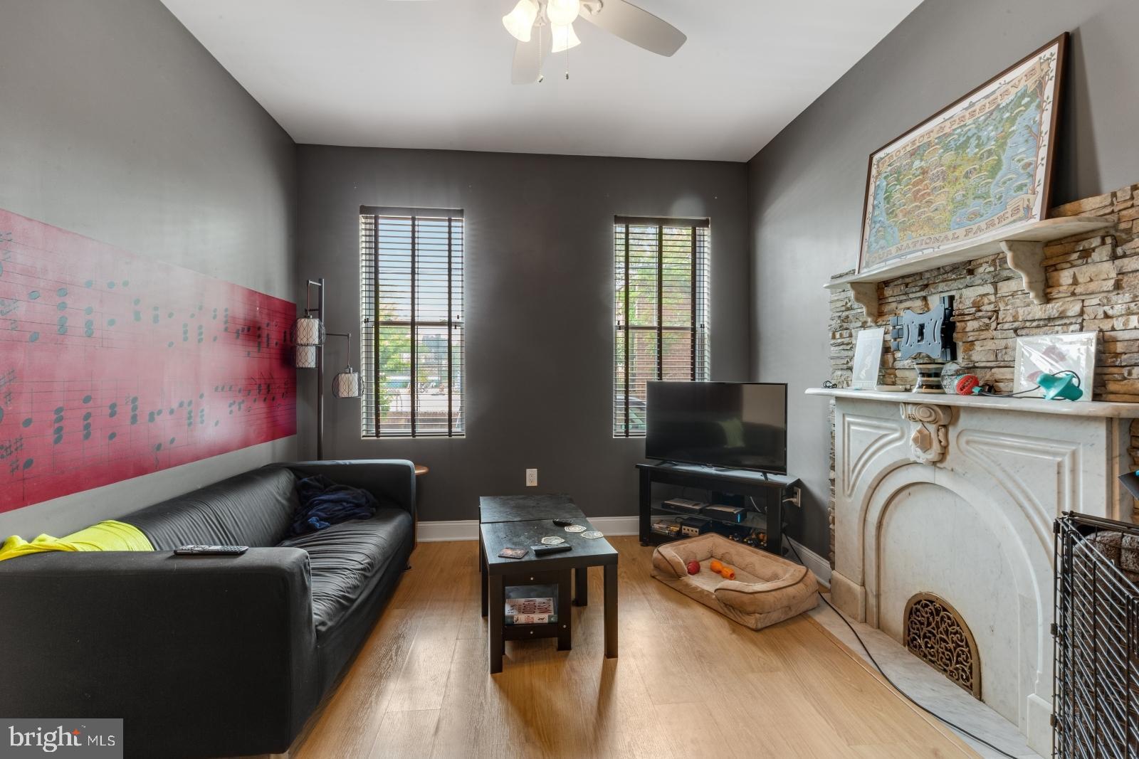 FRANCISVILLE - Residential Lease
