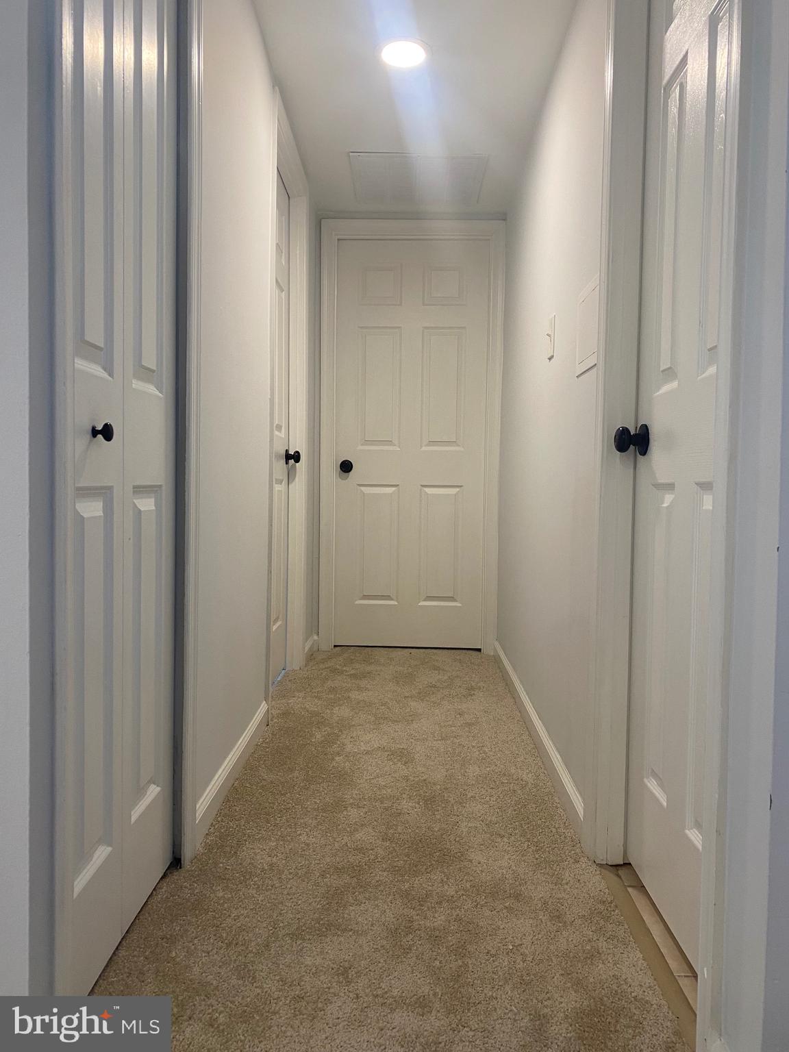 ELYSIAN WOODS - Residential Lease