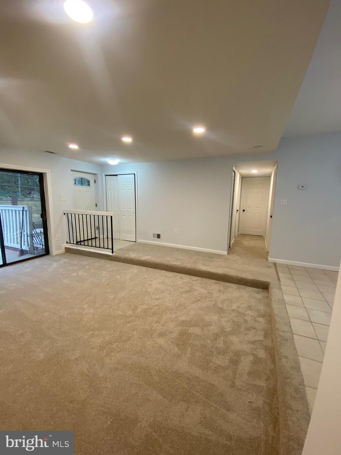 ELYSIAN WOODS - Residential Lease