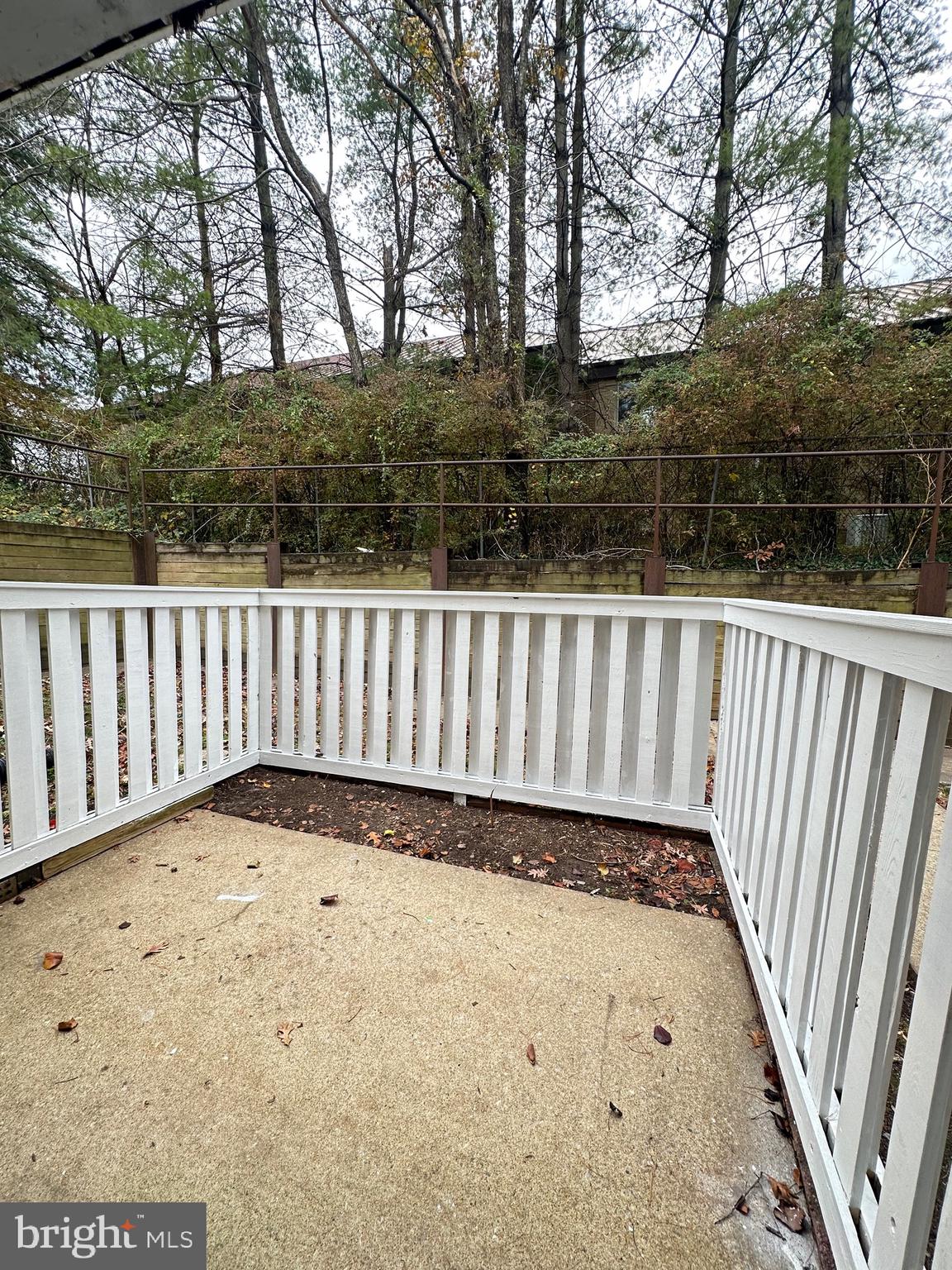 ELYSIAN WOODS - Residential Lease