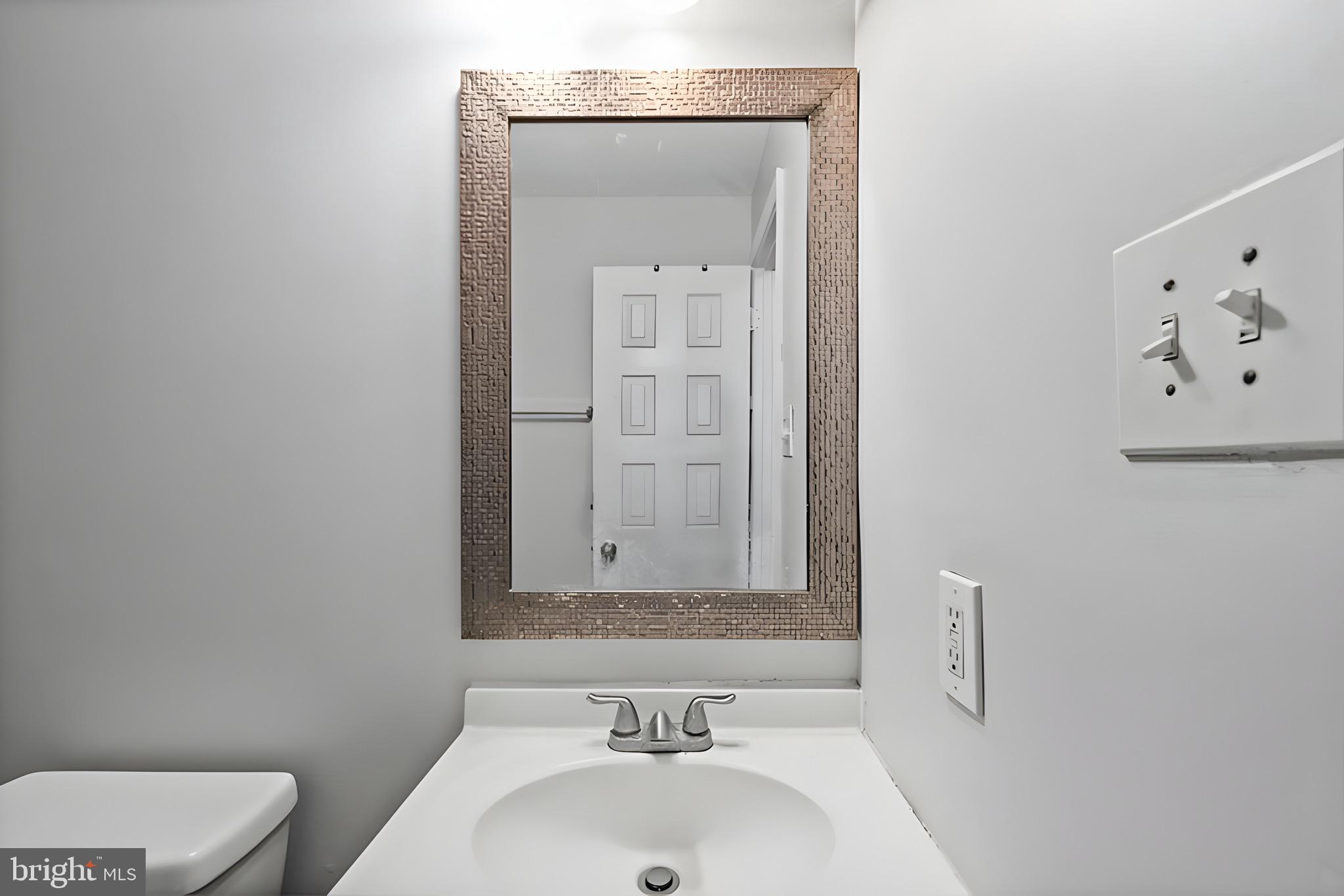 CRYSTAL SPRINGS - Residential