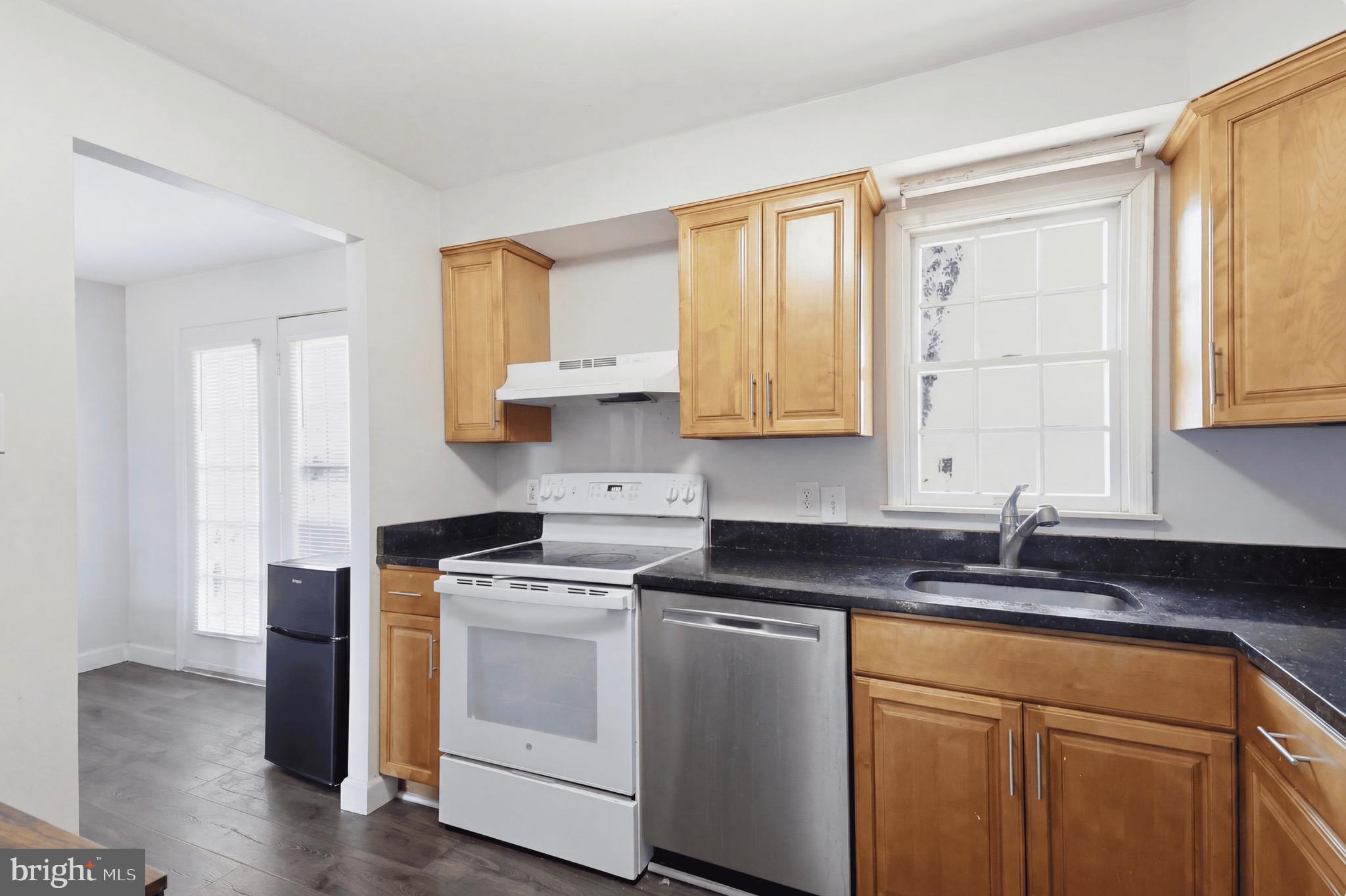 CRYSTAL SPRINGS - Residential