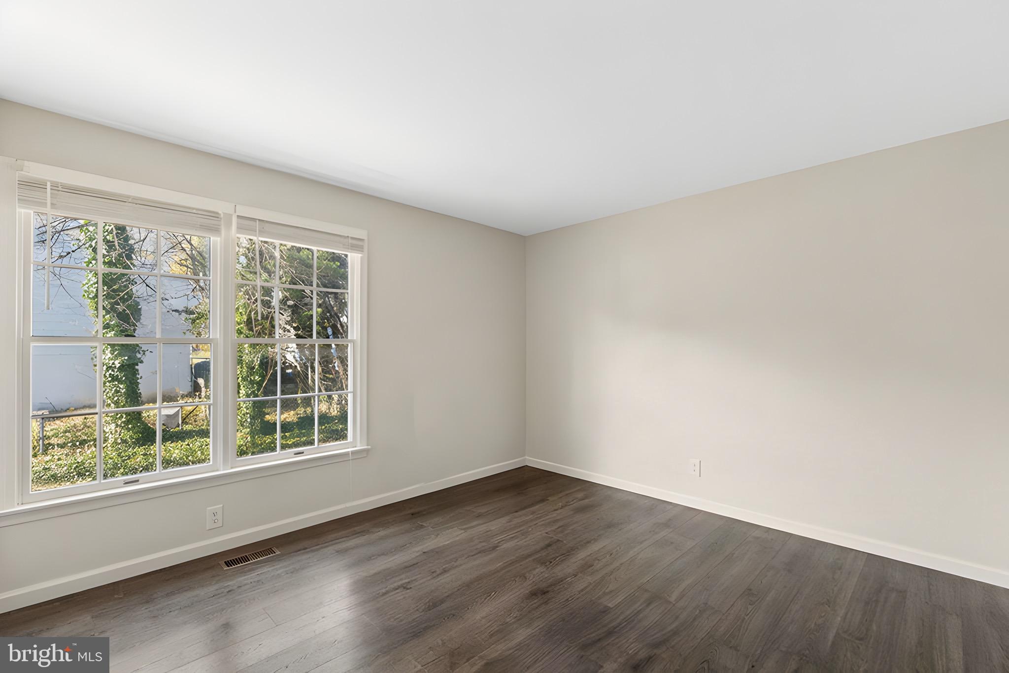 CRYSTAL SPRINGS - Residential