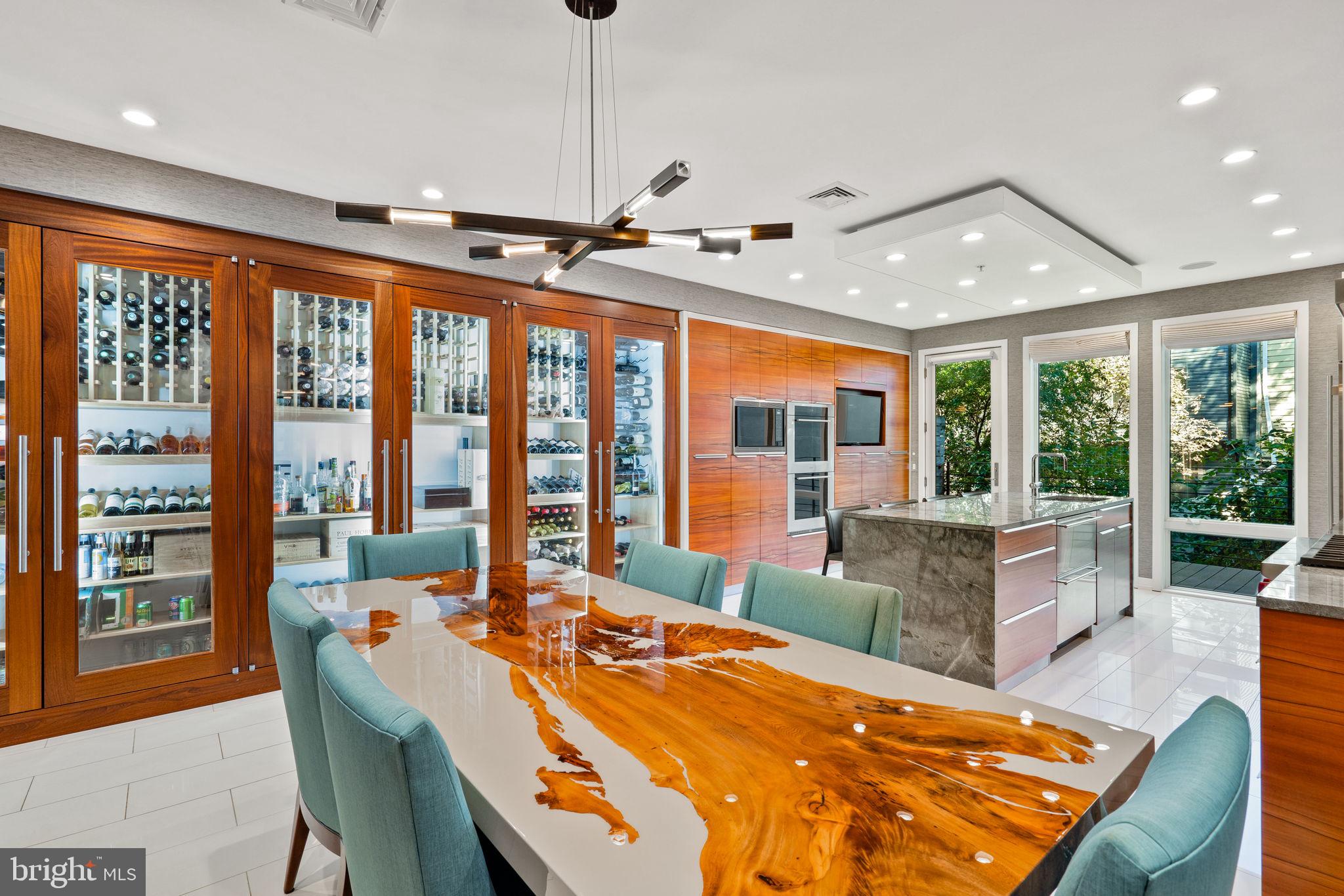 BELLA VISTA - Residential