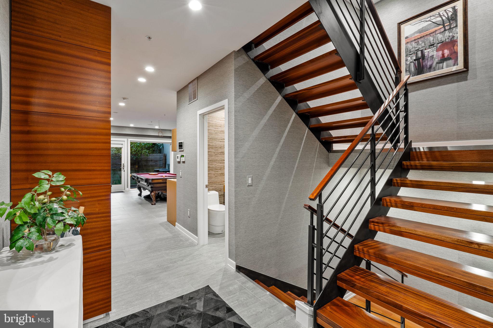 BELLA VISTA - Residential