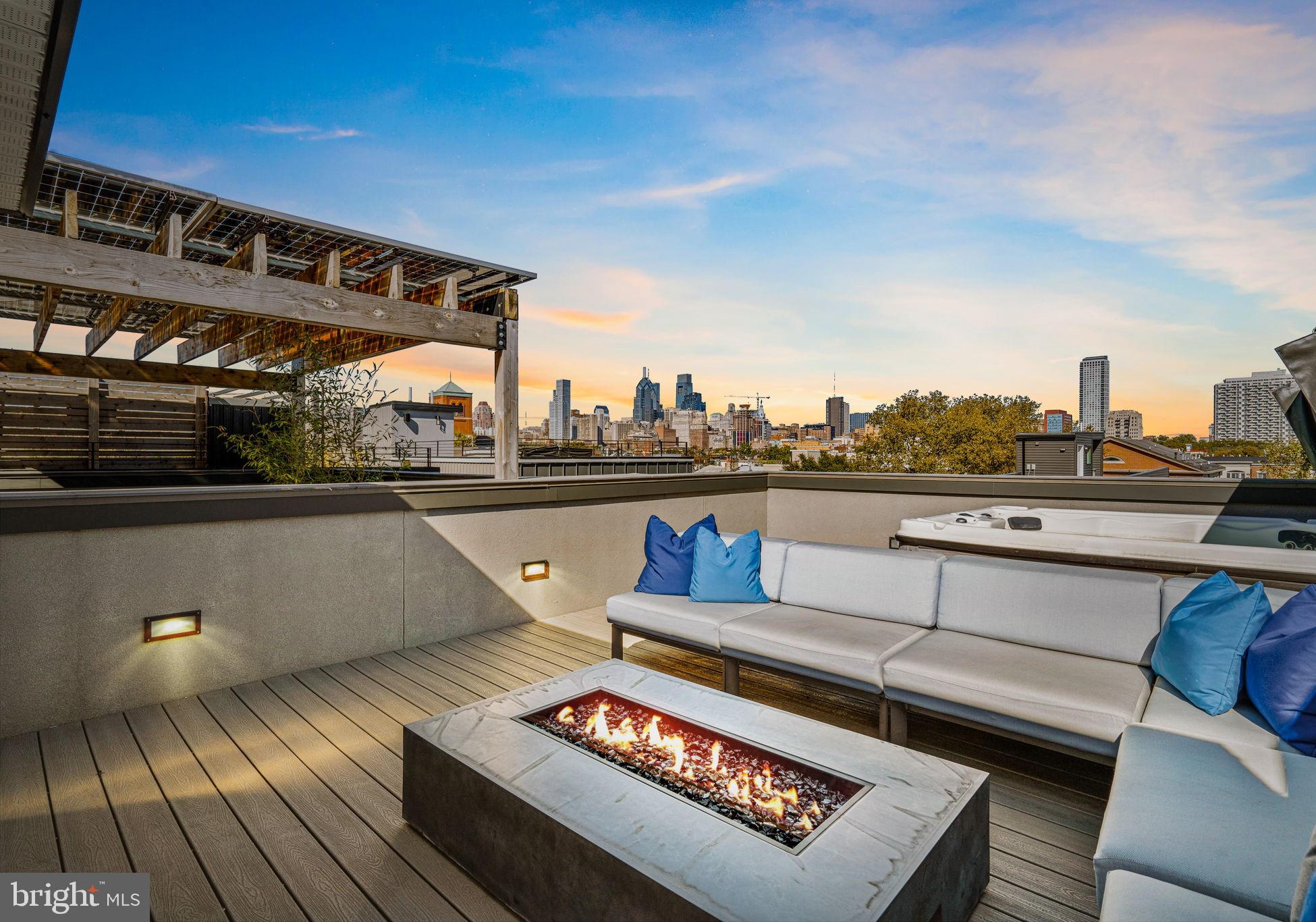 BELLA VISTA - Residential