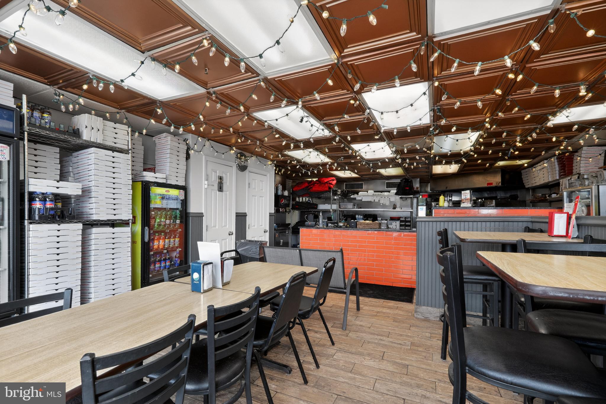 SOMERTON - Business Opportunity
