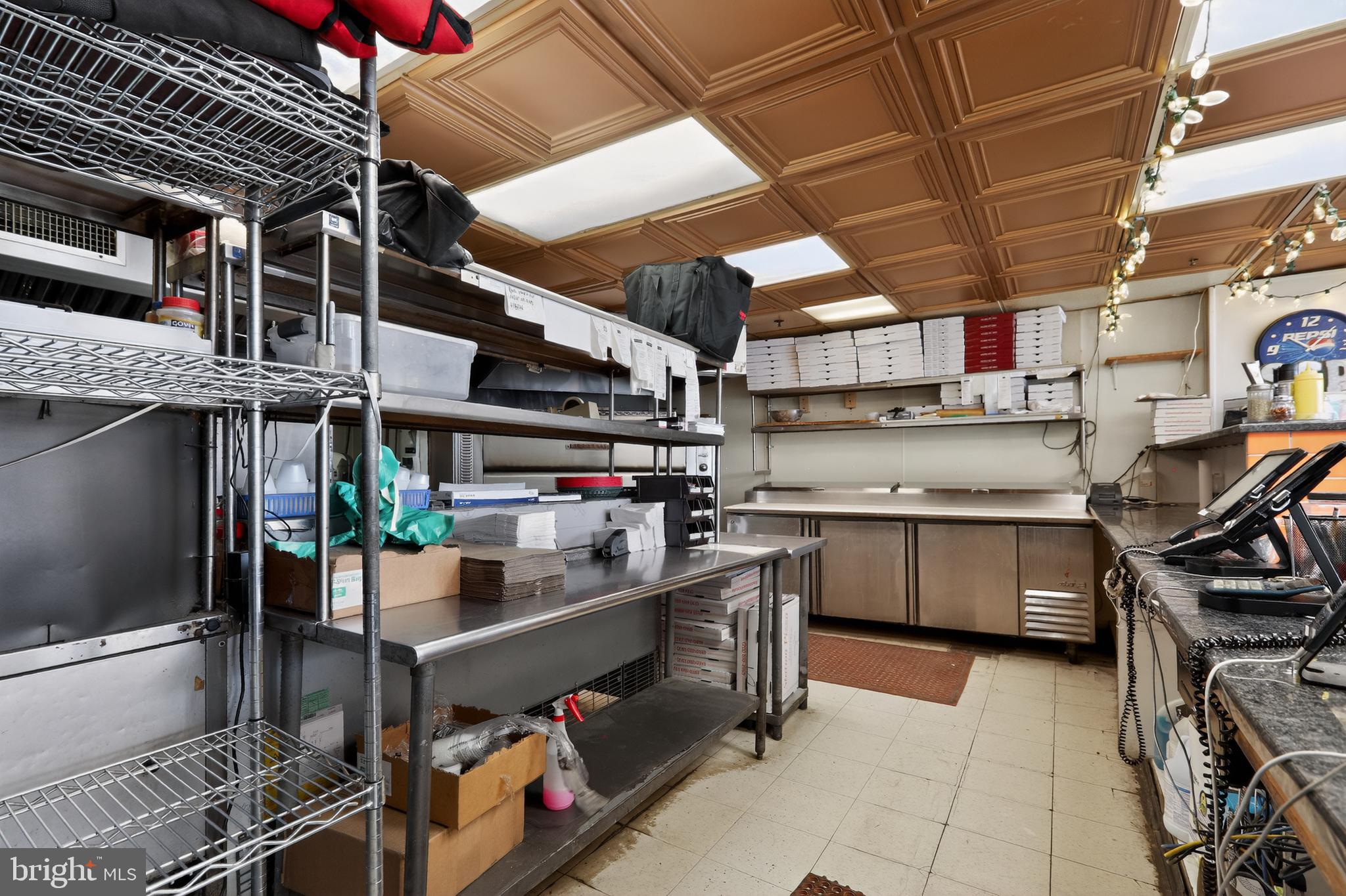 SOMERTON - Business Opportunity