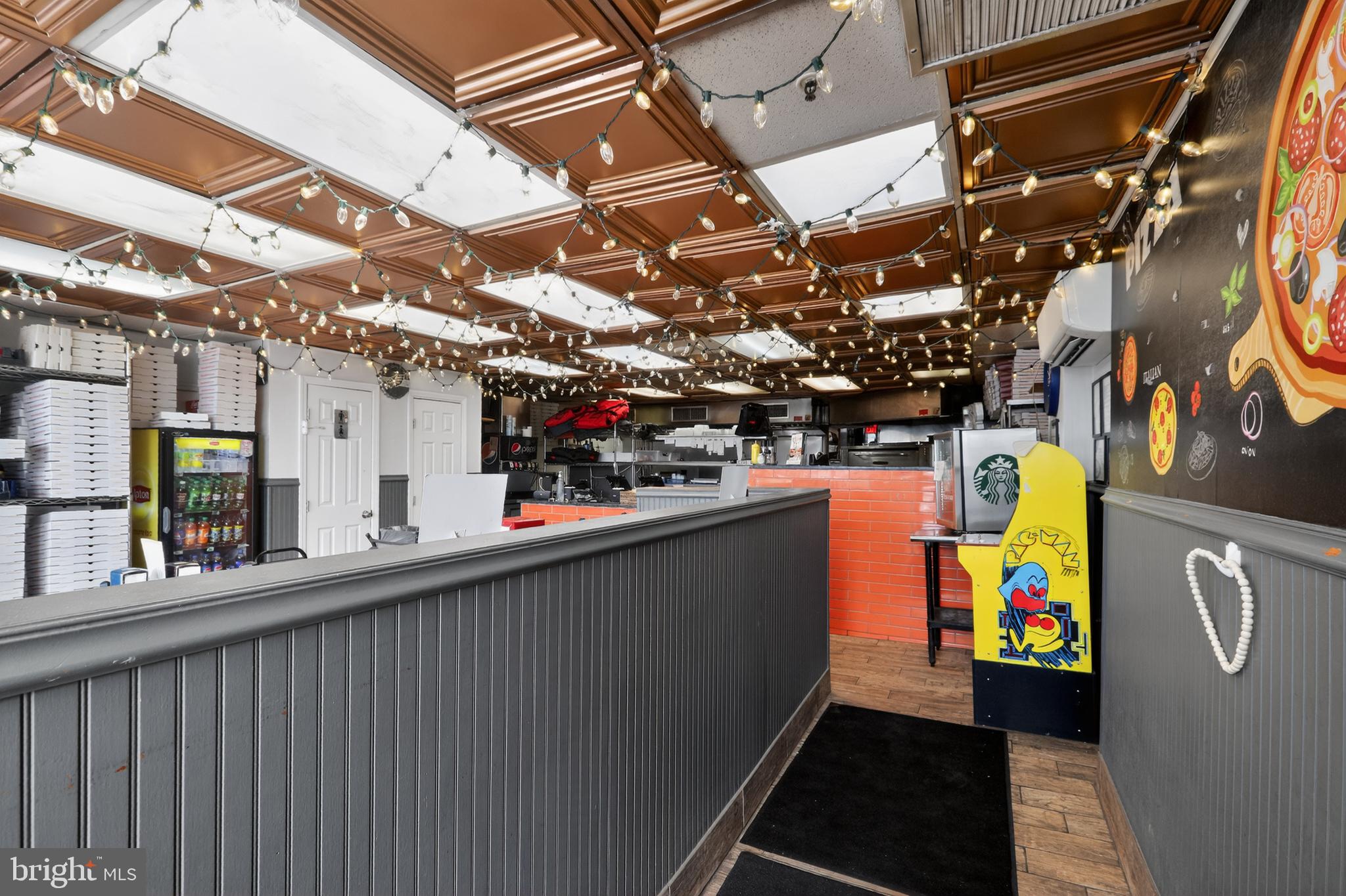 SOMERTON - Business Opportunity