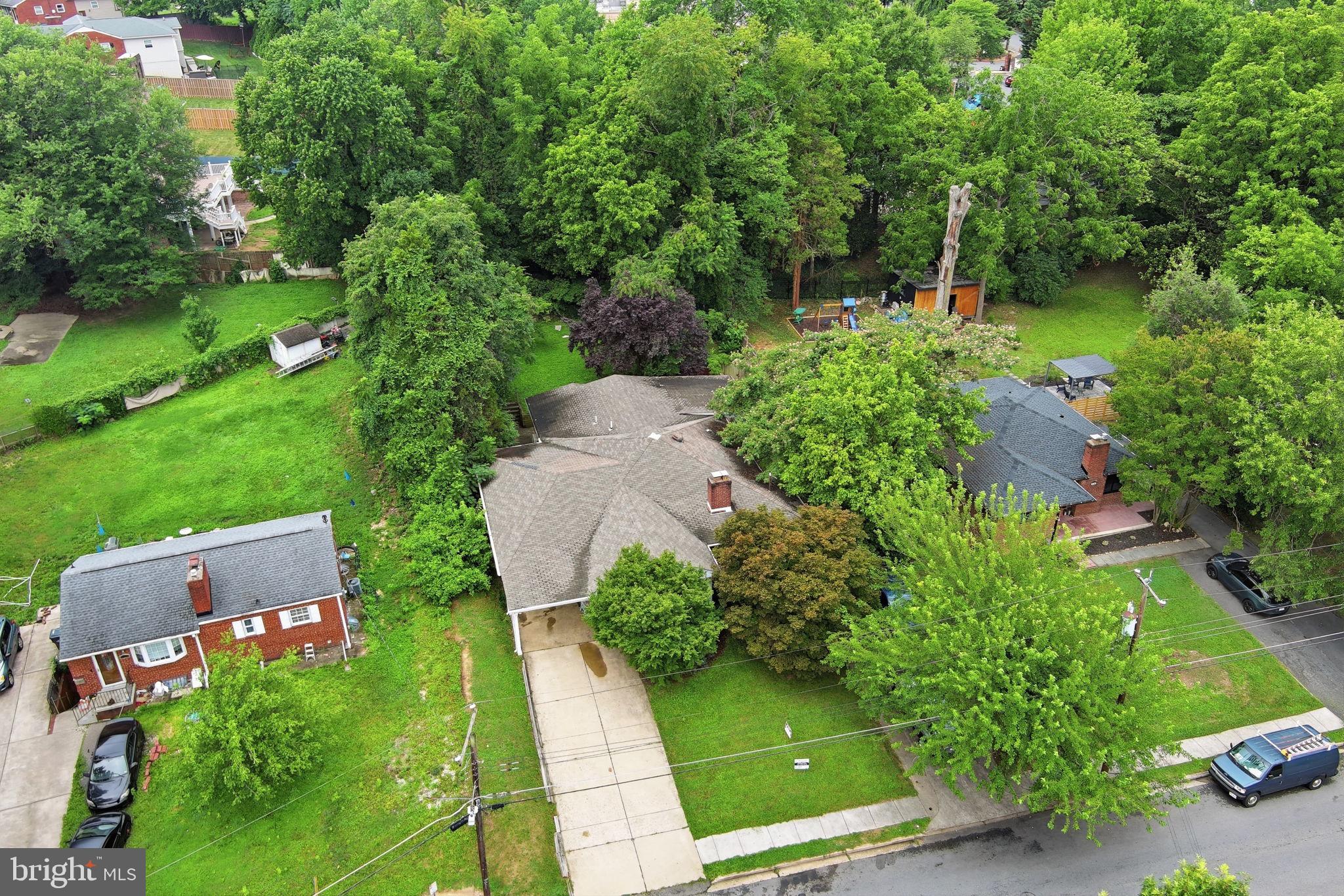 MUNSON HILL - Residential