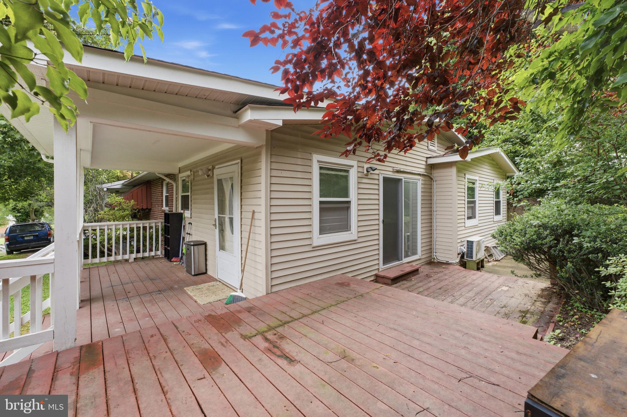 MUNSON HILL - Residential