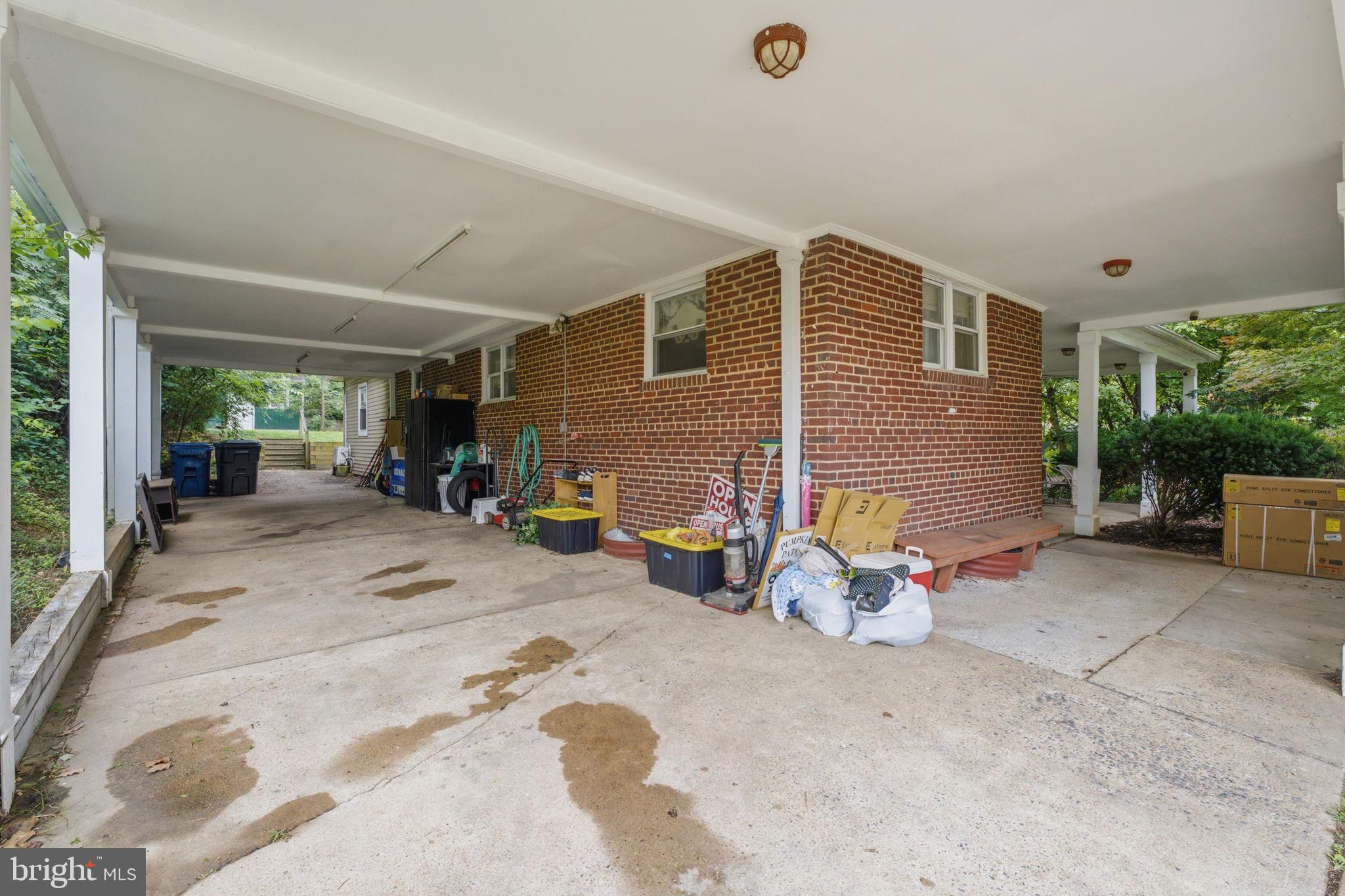 MUNSON HILL - Residential