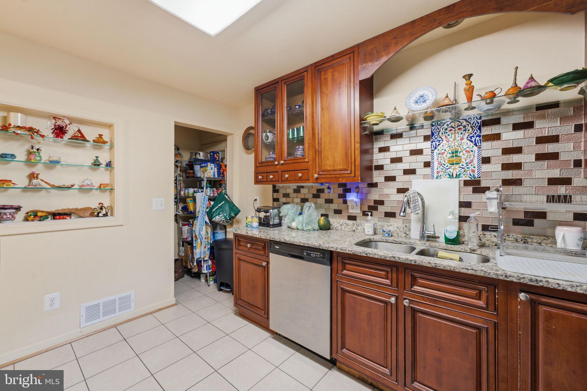 MUNSON HILL - Residential
