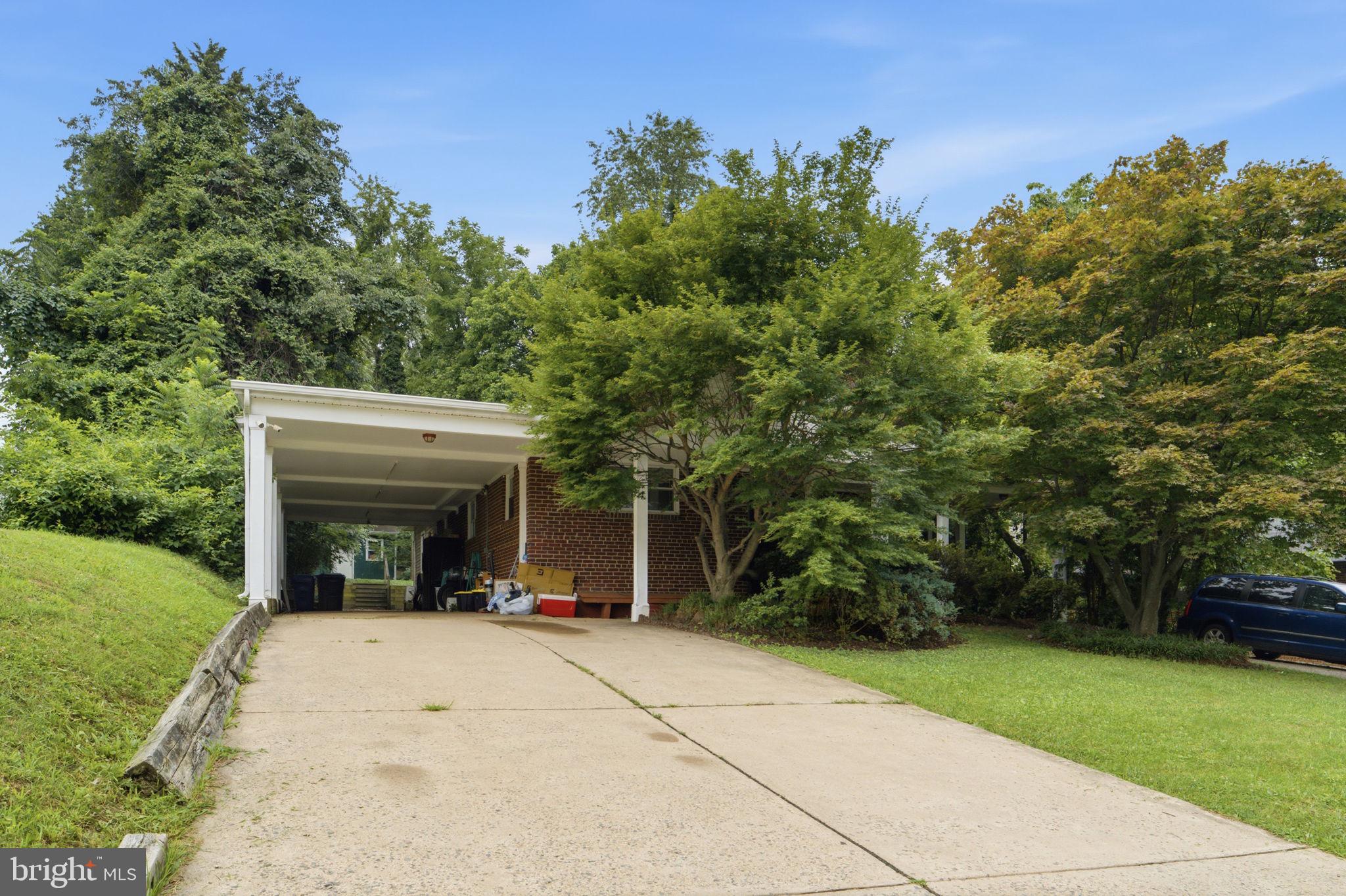 MUNSON HILL - Residential