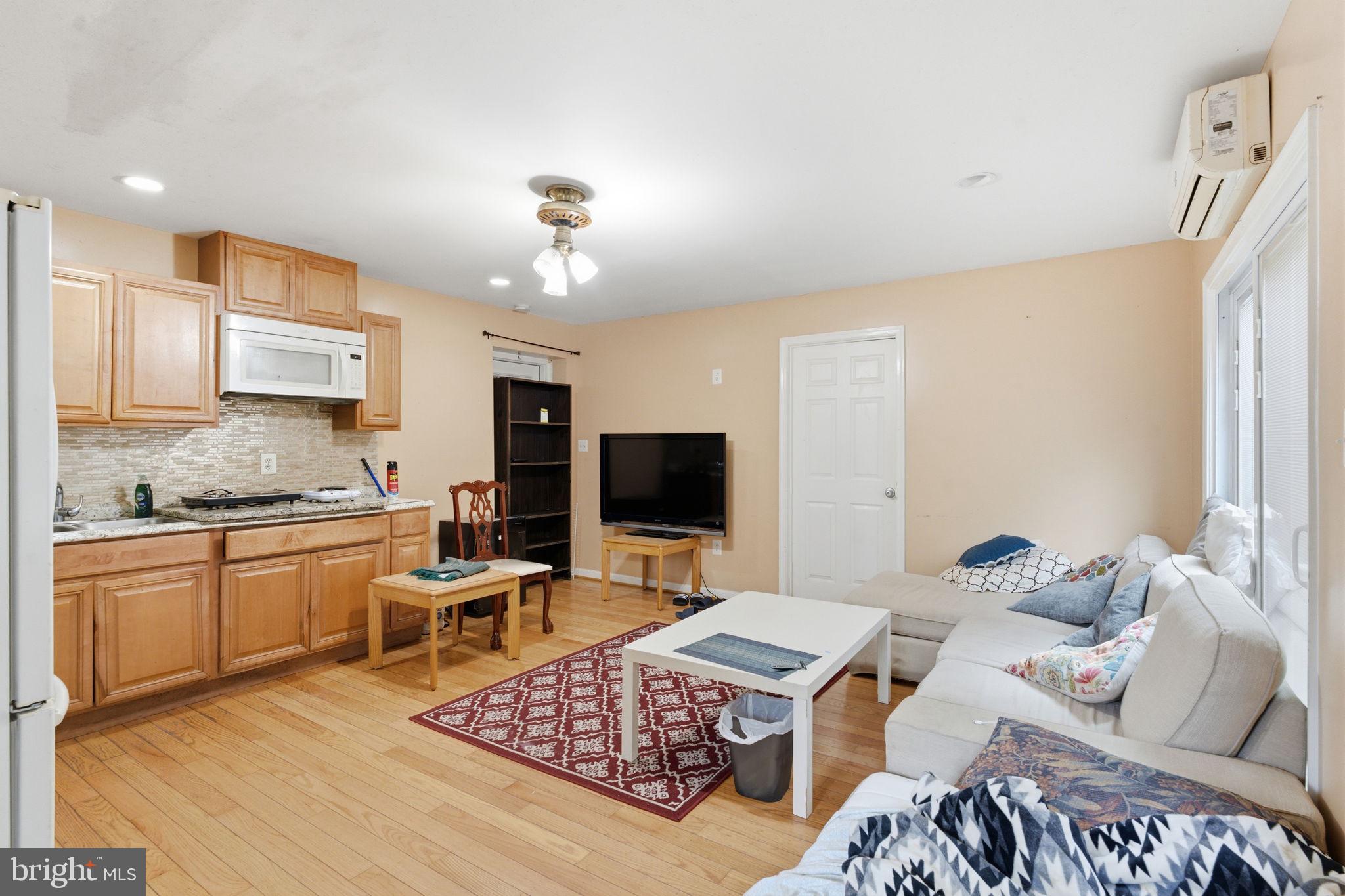MUNSON HILL - Residential
