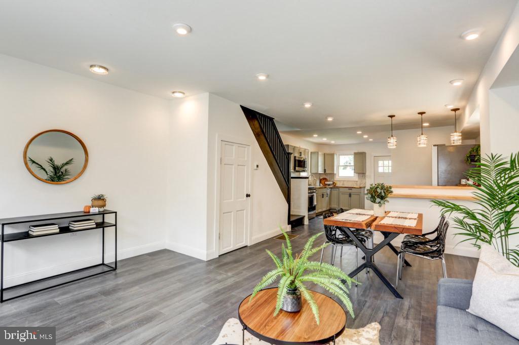 CABBAGE HILL - Residential