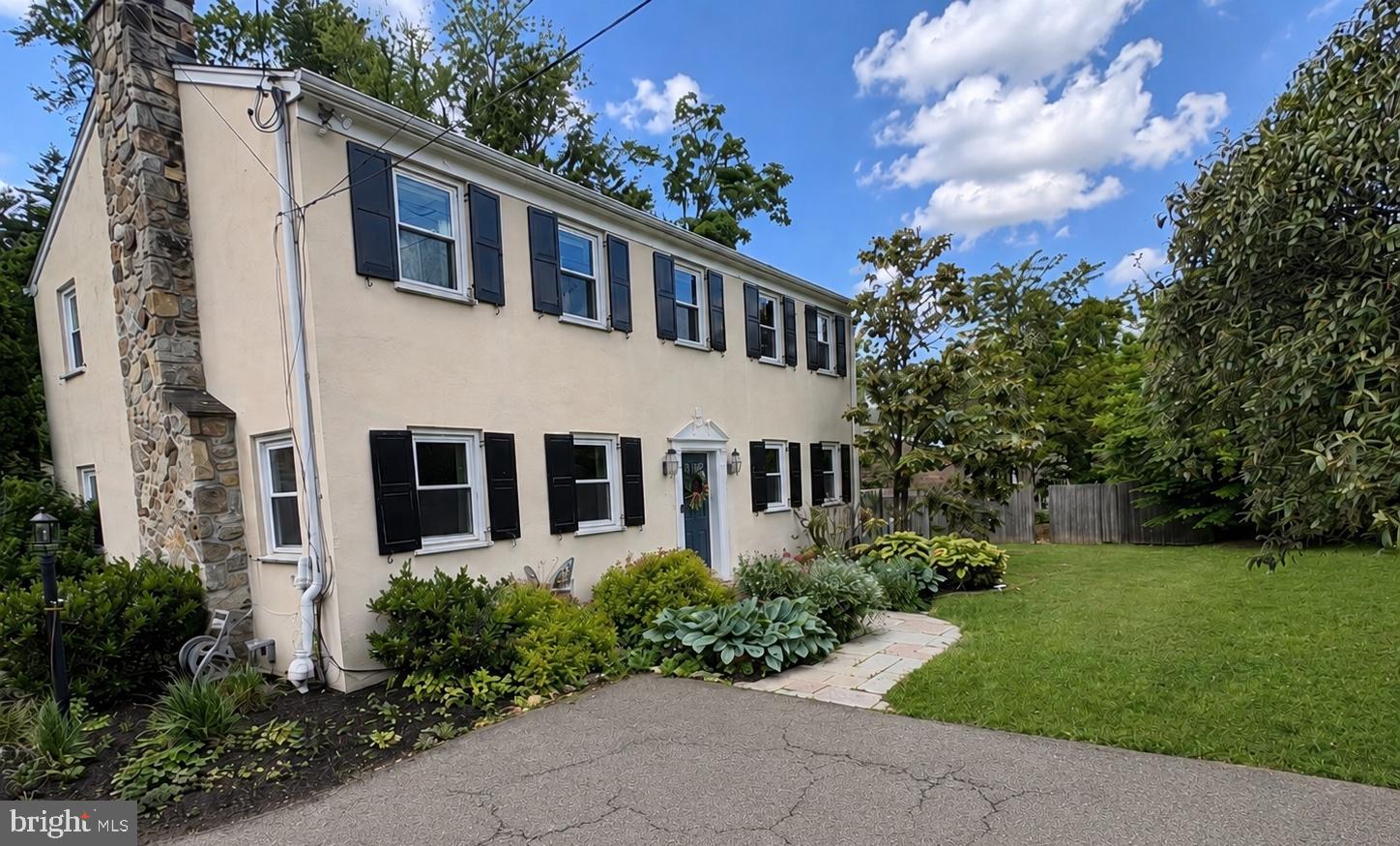 CHESTNUT HILL - Residential