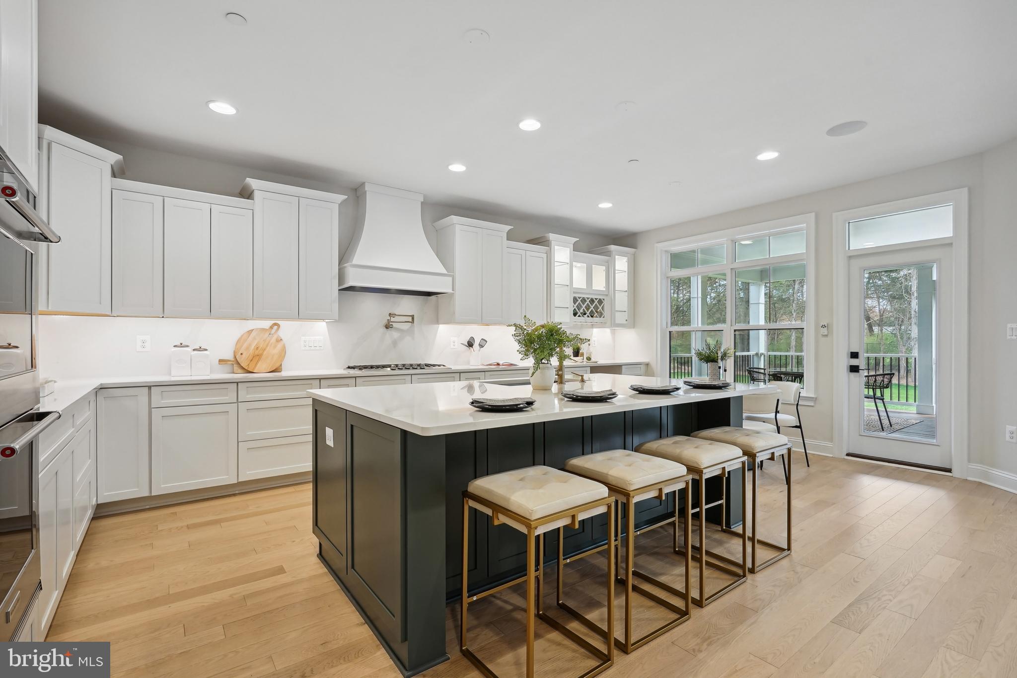FOXWOOD CROSSING - Residential