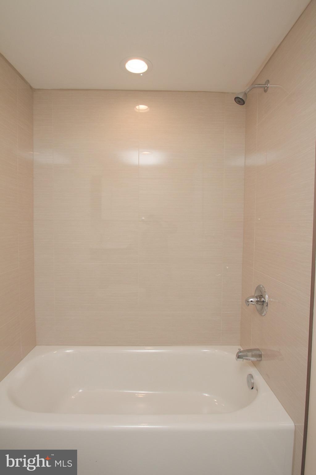 PASSYUNK SQUARE - Residential Lease