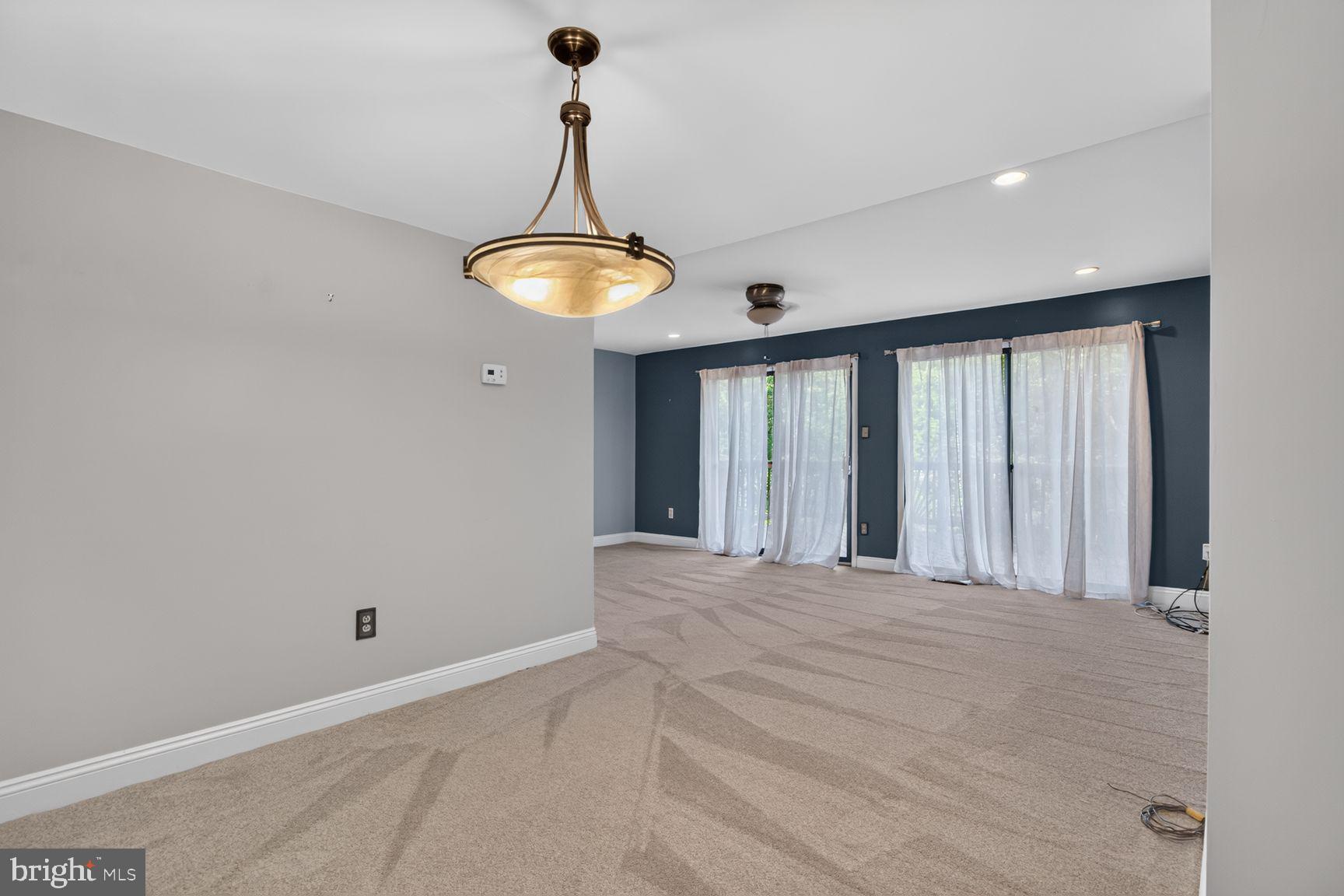 VILLAGE OF LONG REACH - Residential