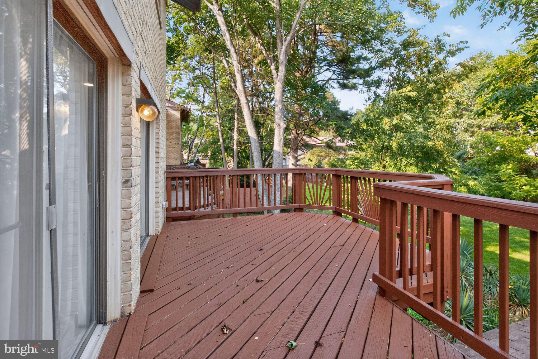VILLAGE OF LONG REACH - Residential