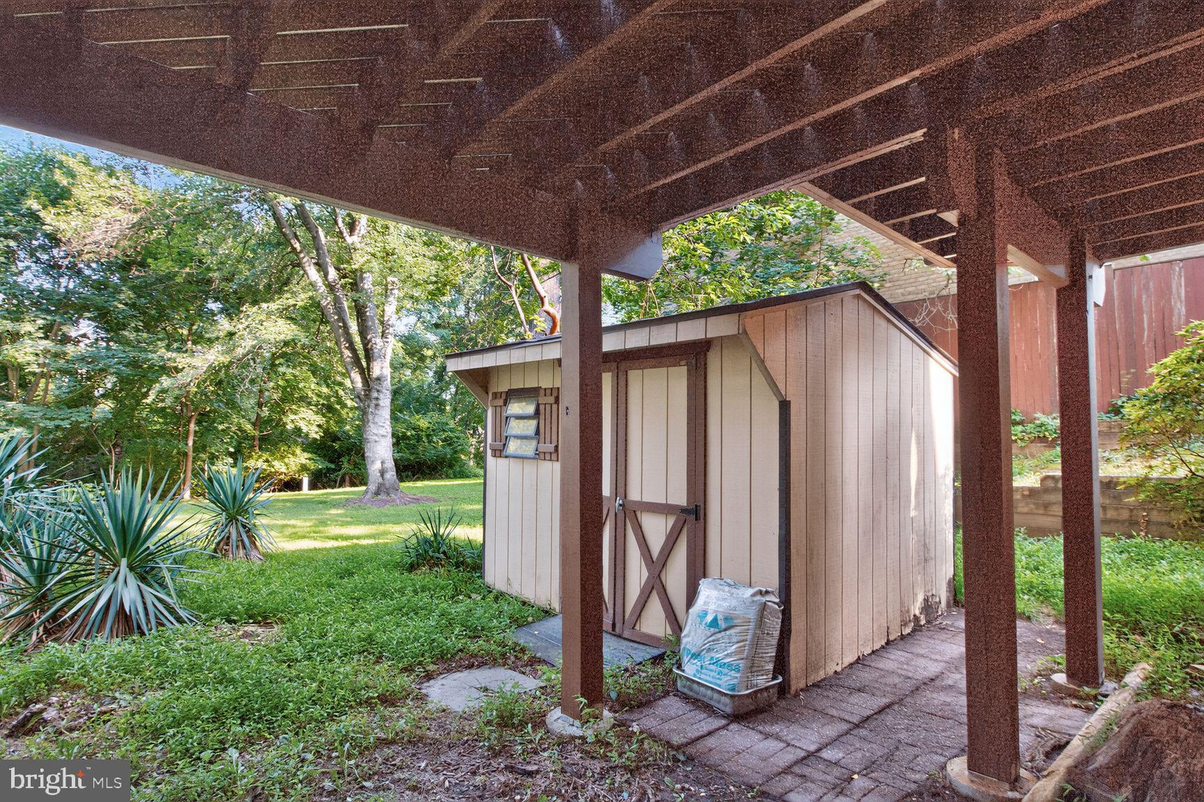 VILLAGE OF LONG REACH - Residential