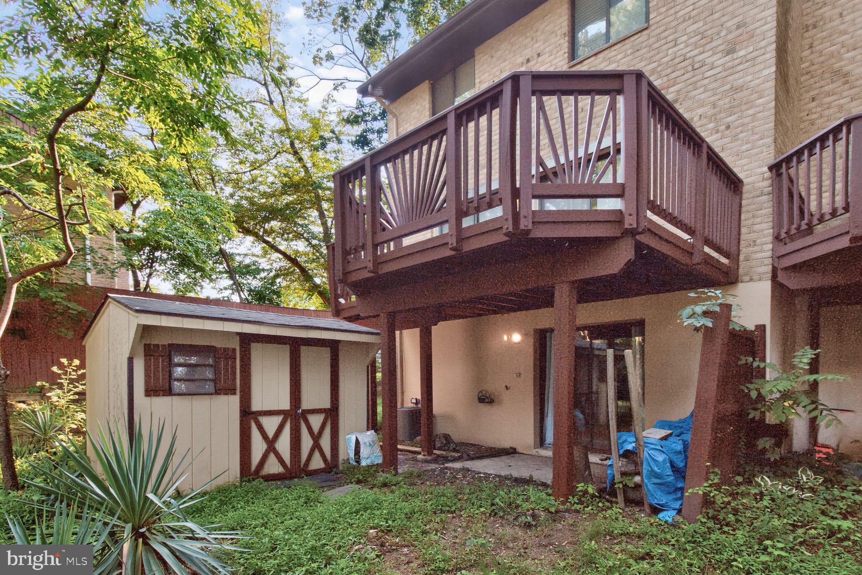 VILLAGE OF LONG REACH - Residential