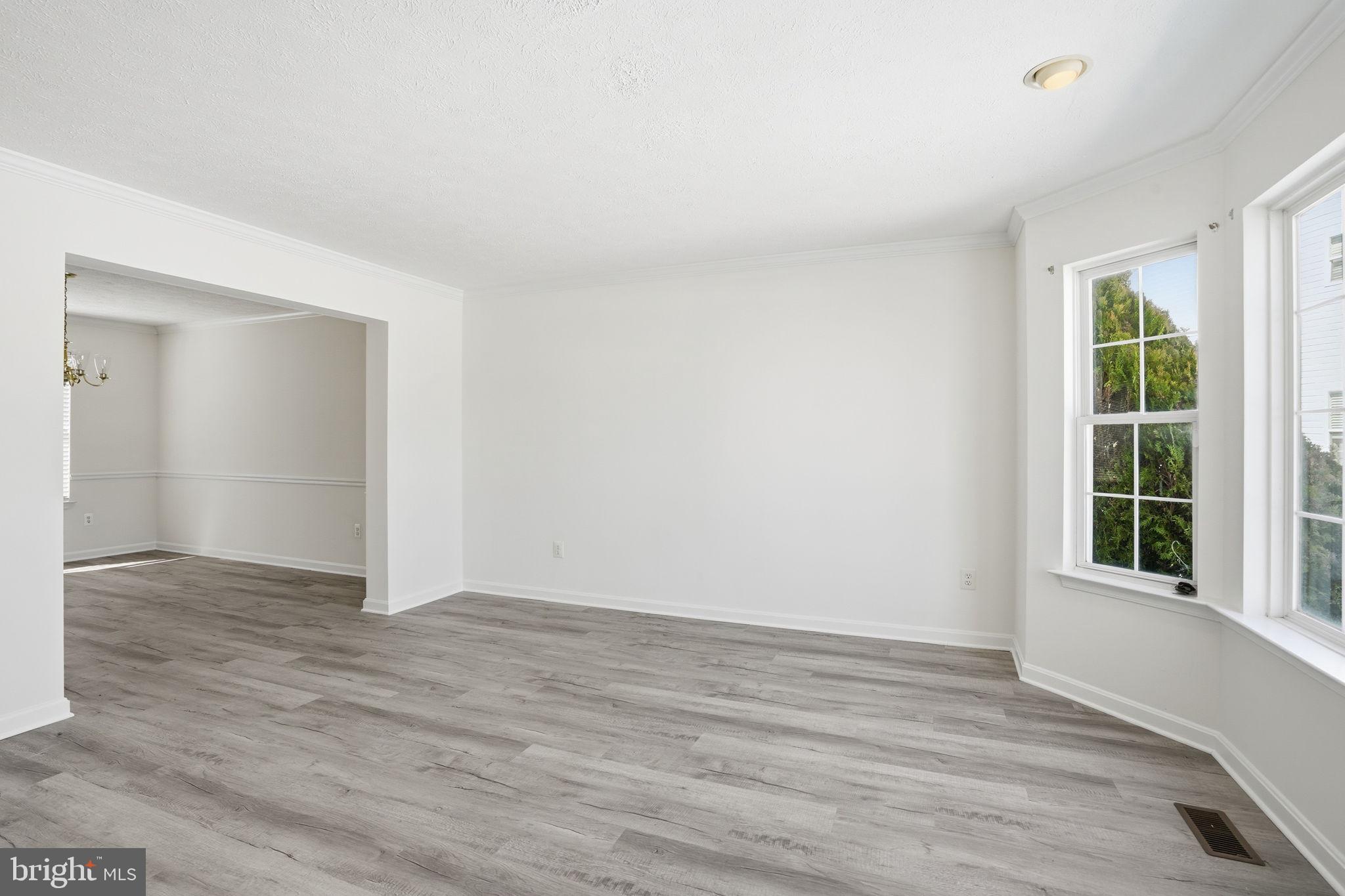 BEACHWOOD ESTATES - Residential