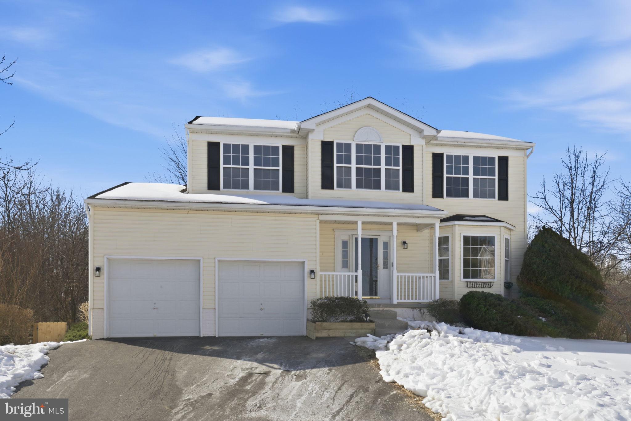 BEACHWOOD ESTATES - Residential