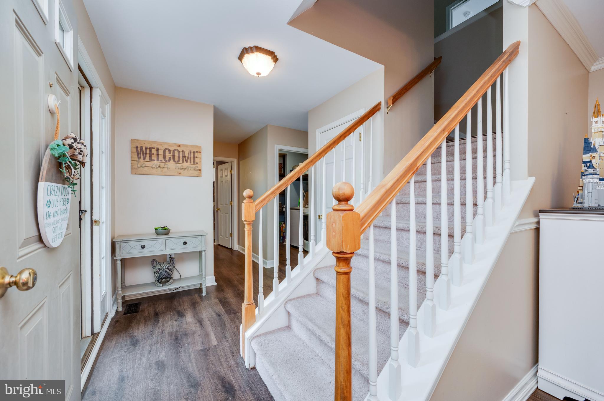 COLLEGE HILL - Residential