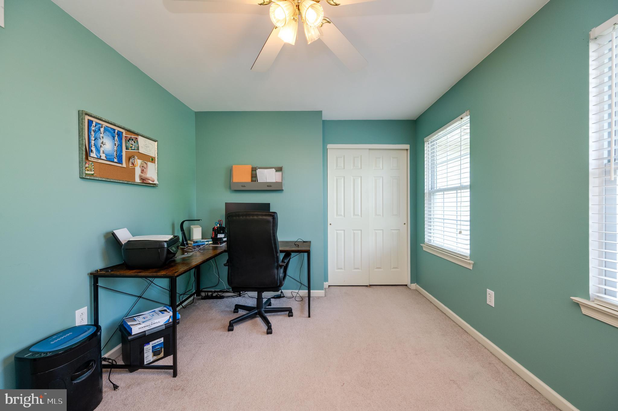 COLLEGE HILL - Residential