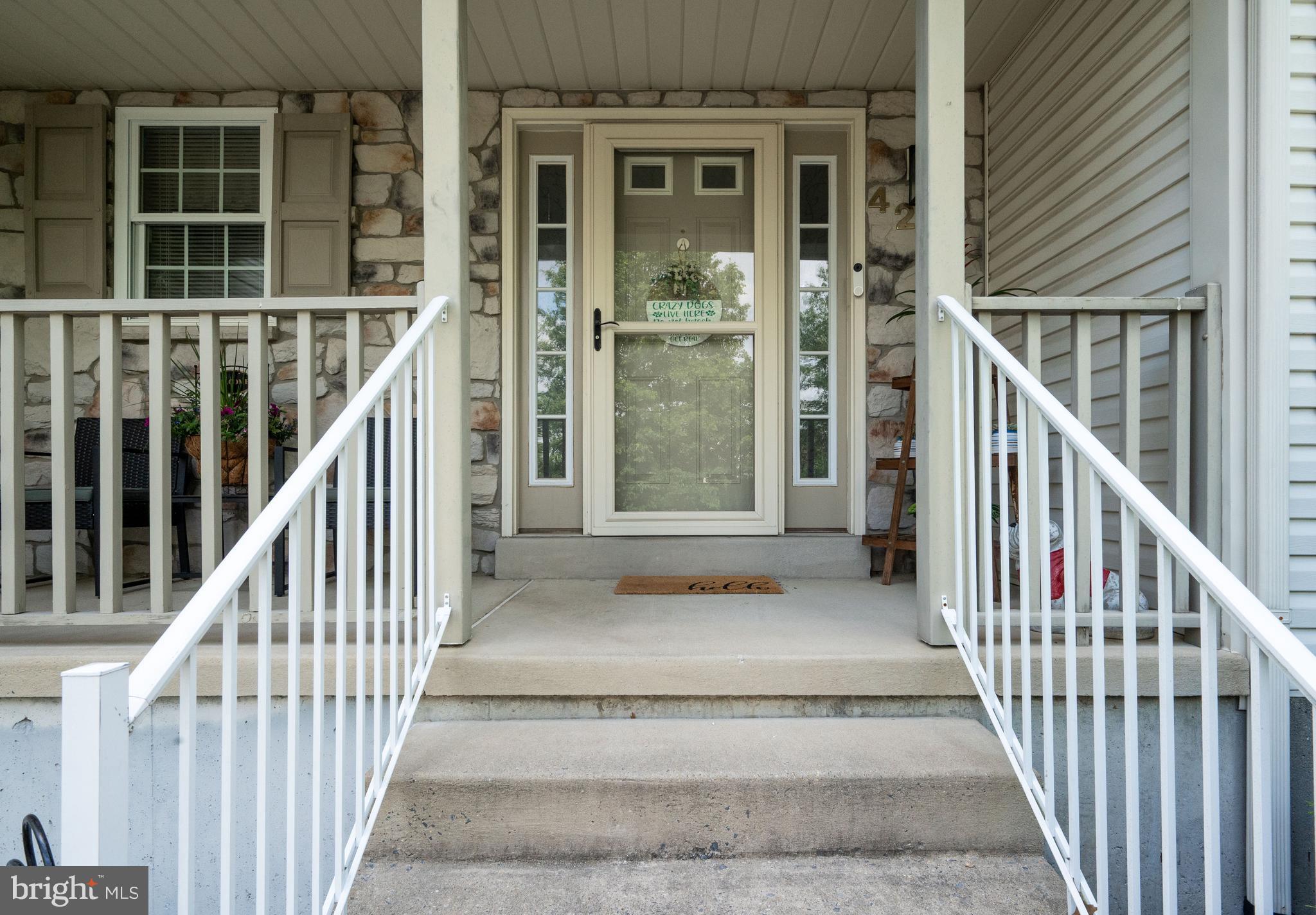 COLLEGE HILL - Residential