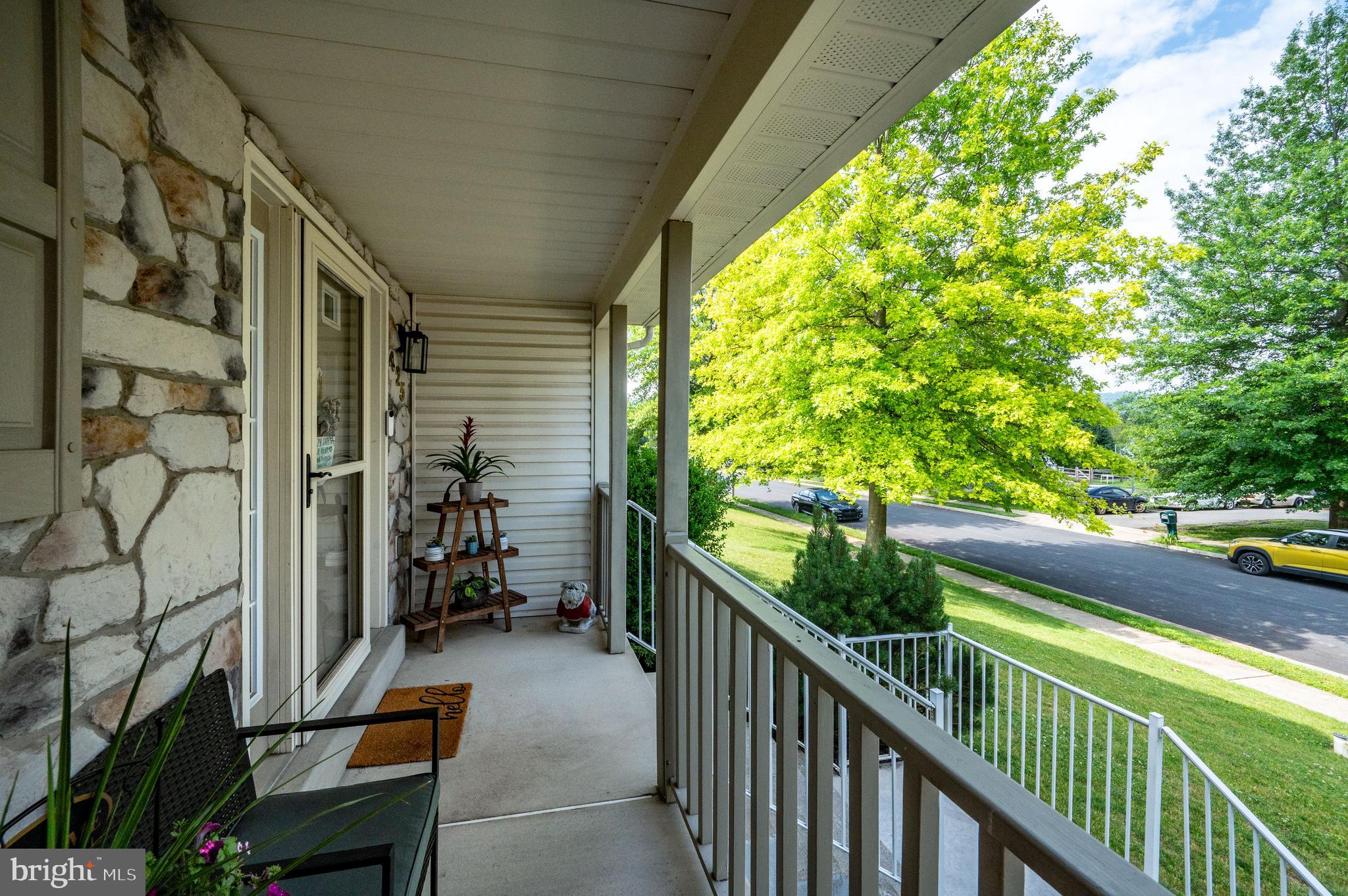 COLLEGE HILL - Residential