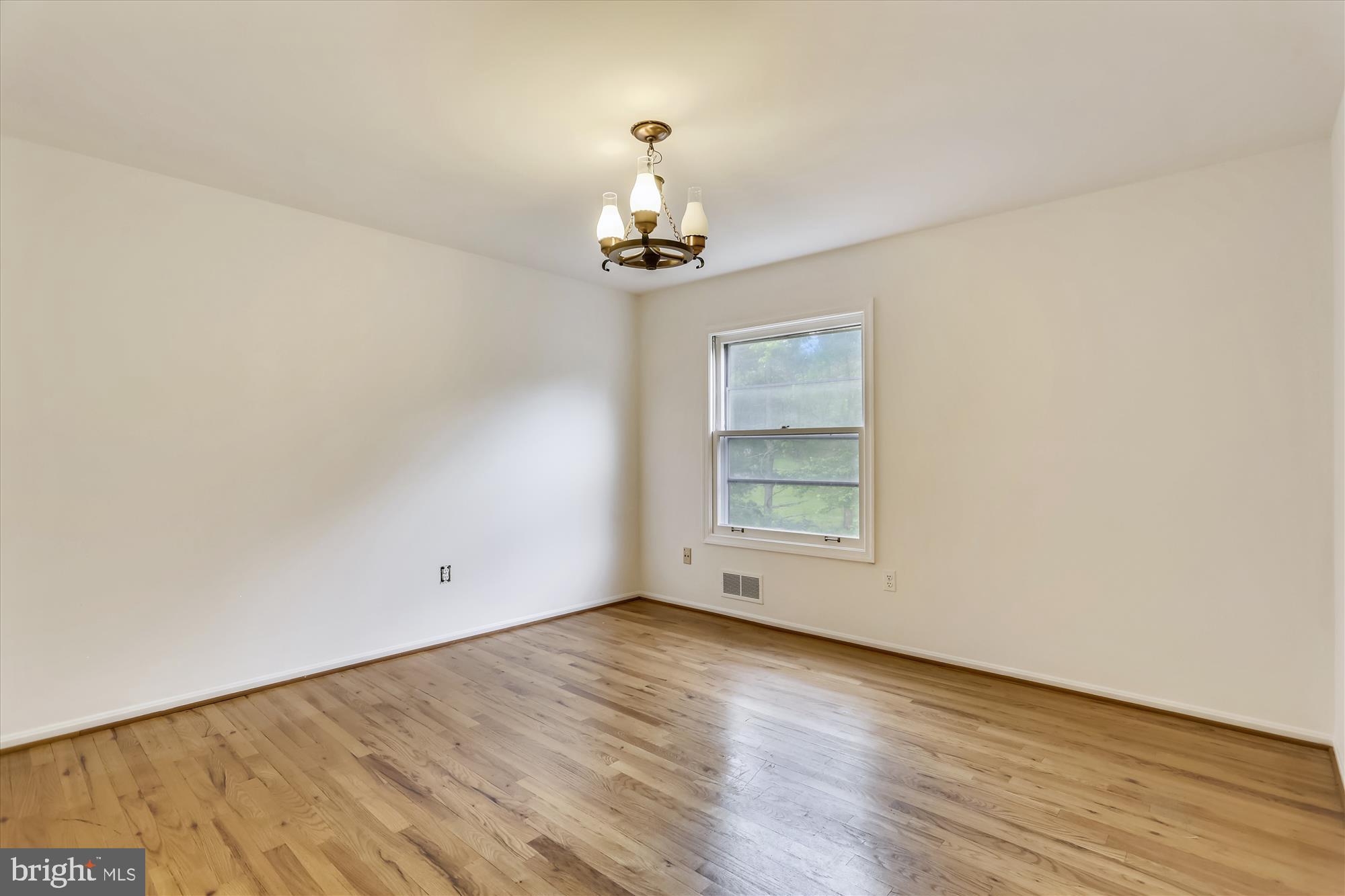 POTOMAC COMMONS - Residential