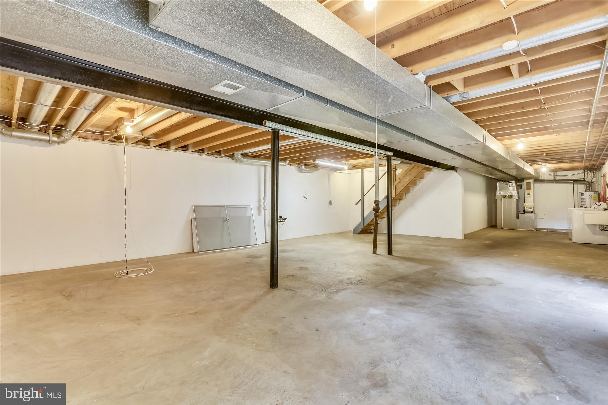 POTOMAC COMMONS - Residential