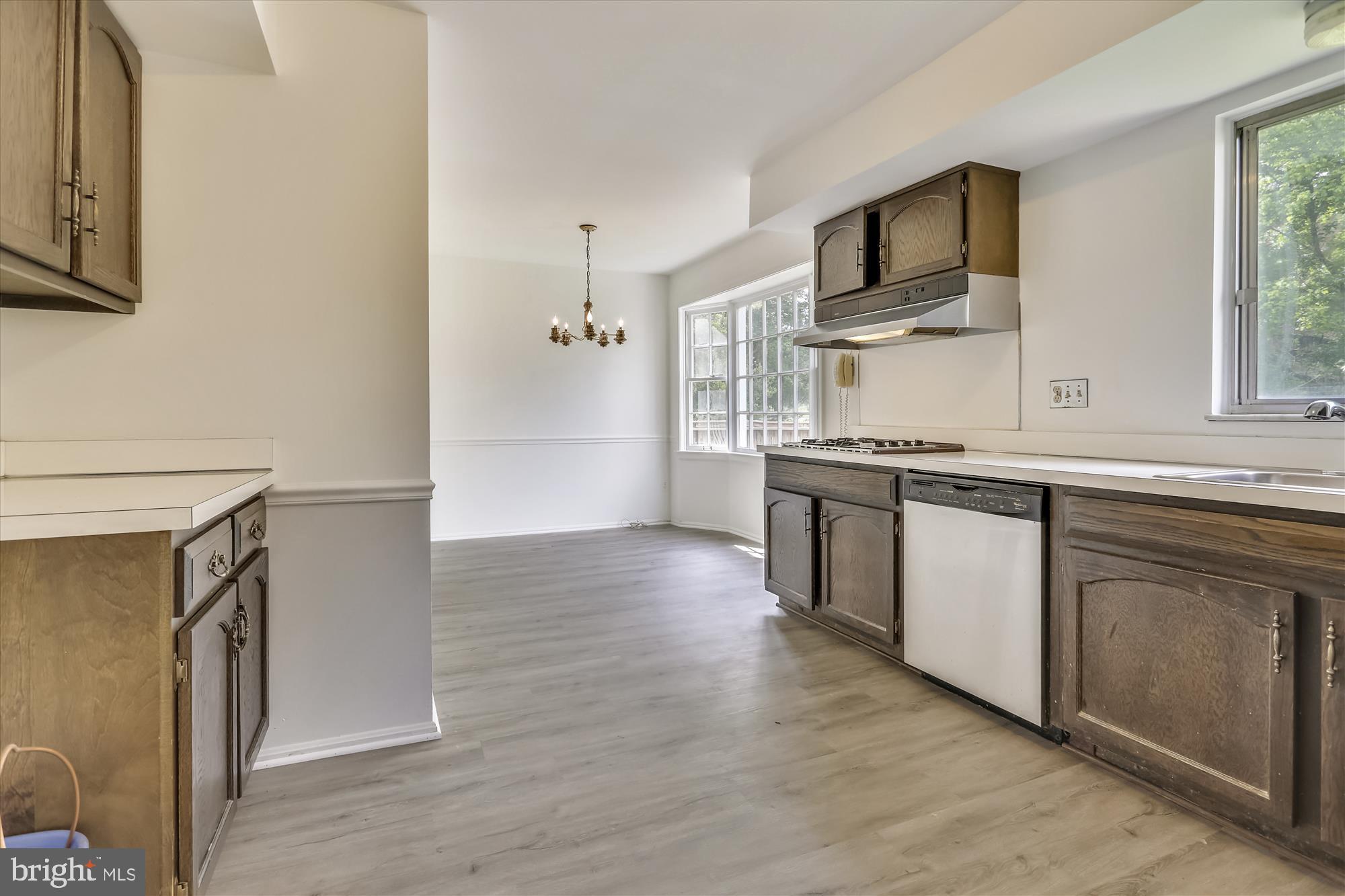 POTOMAC COMMONS - Residential