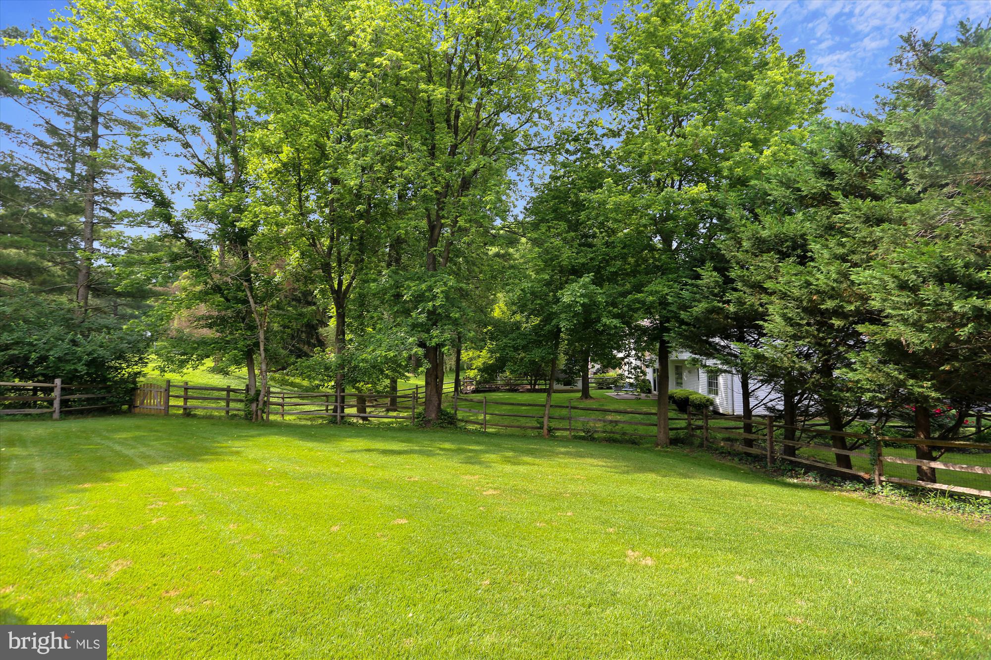 POTOMAC COMMONS - Residential