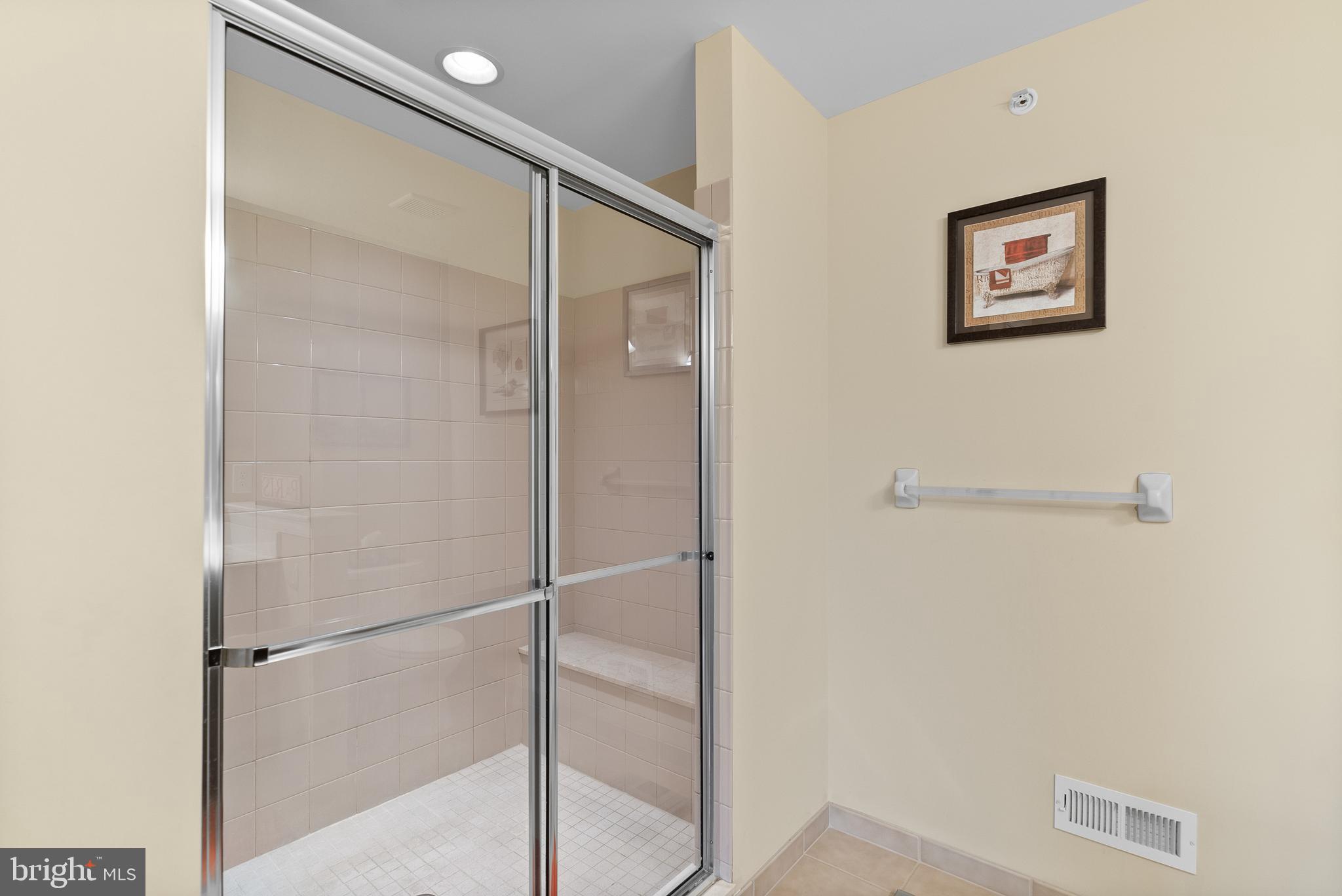 THORNDALE - Residential