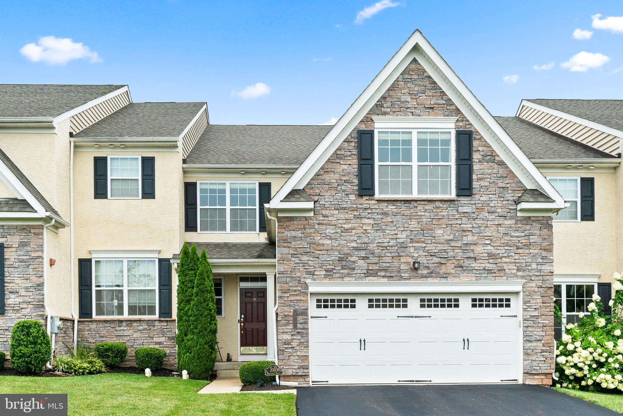 THORNDALE - Residential