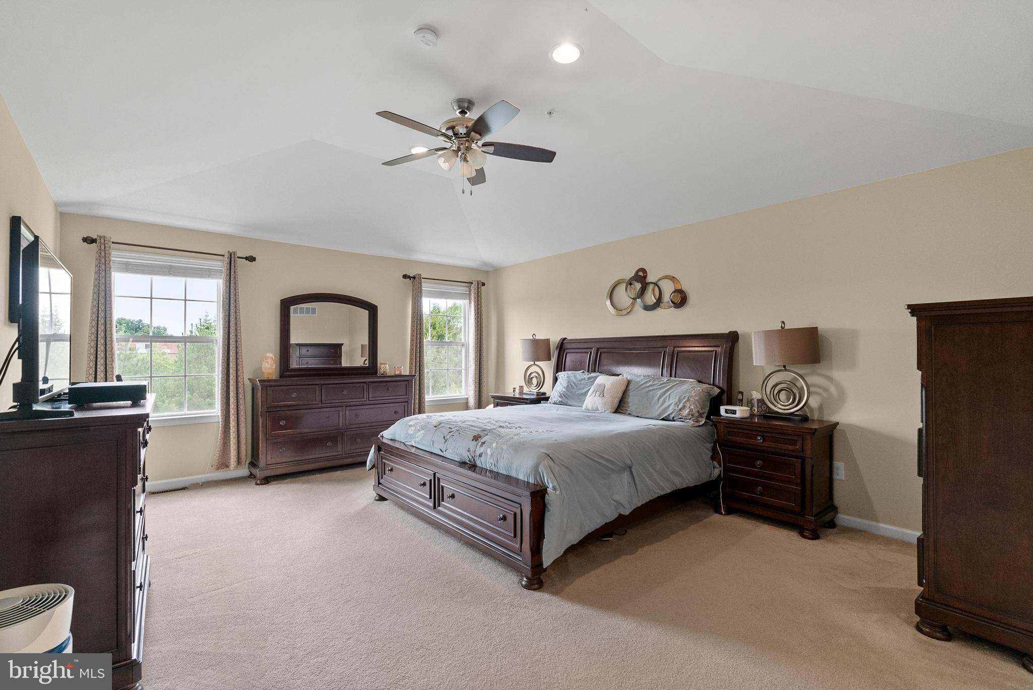 THORNDALE - Residential