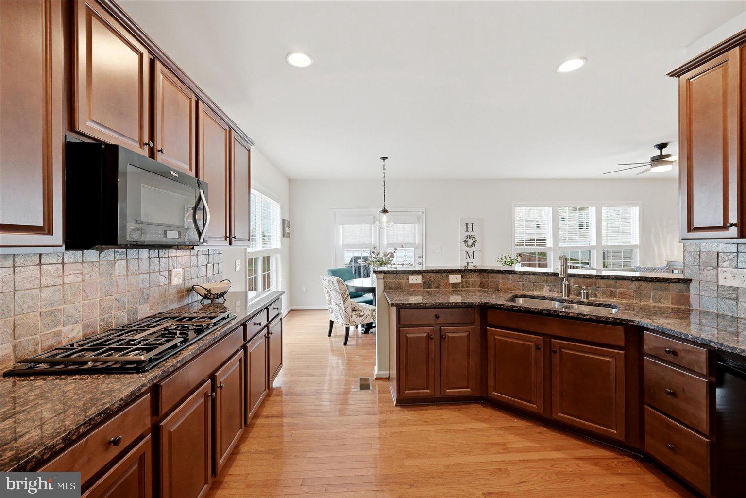 MEADOWS EDGE - Residential
