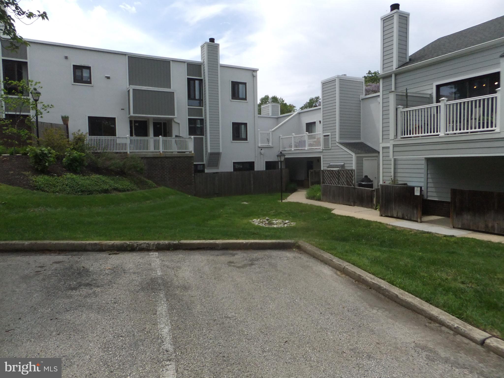 OAK HILL - Residential