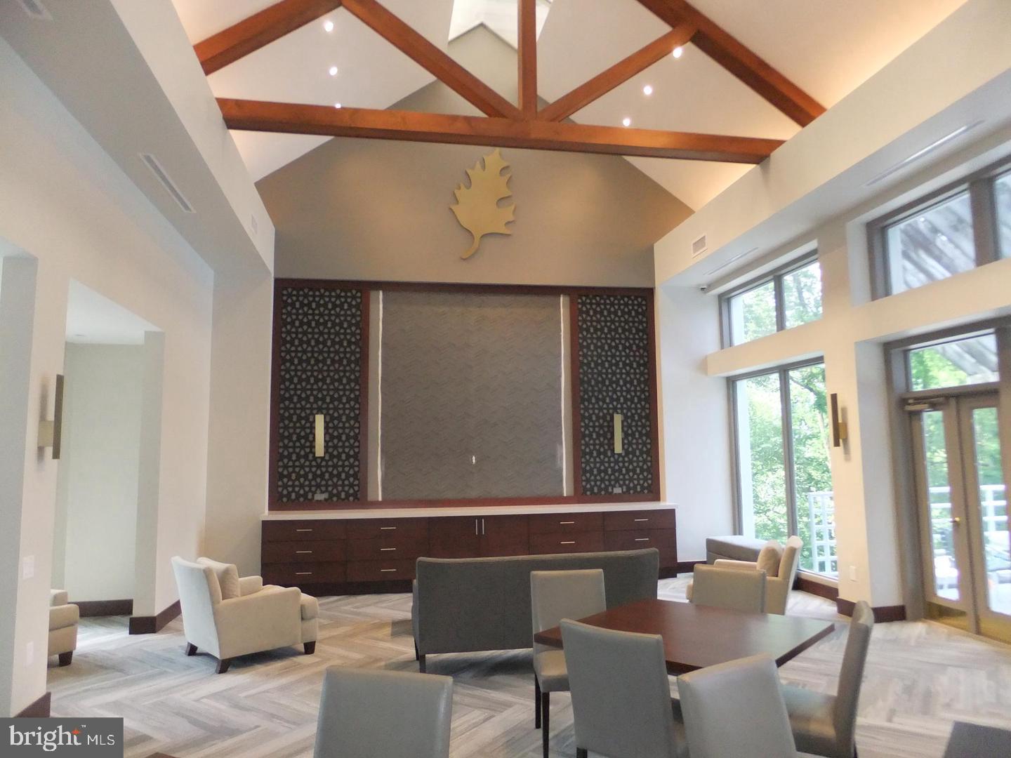 OAK HILL - Residential