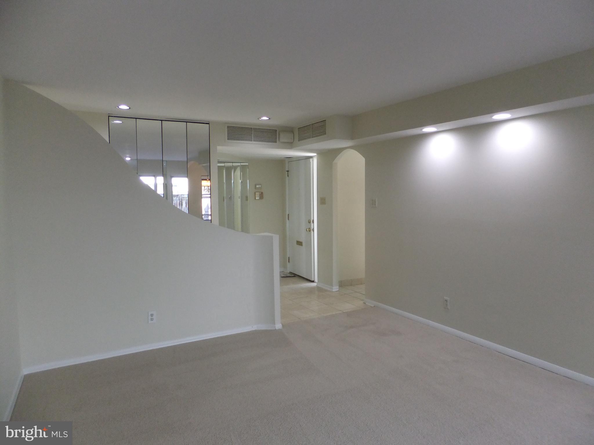 OAK HILL - Residential