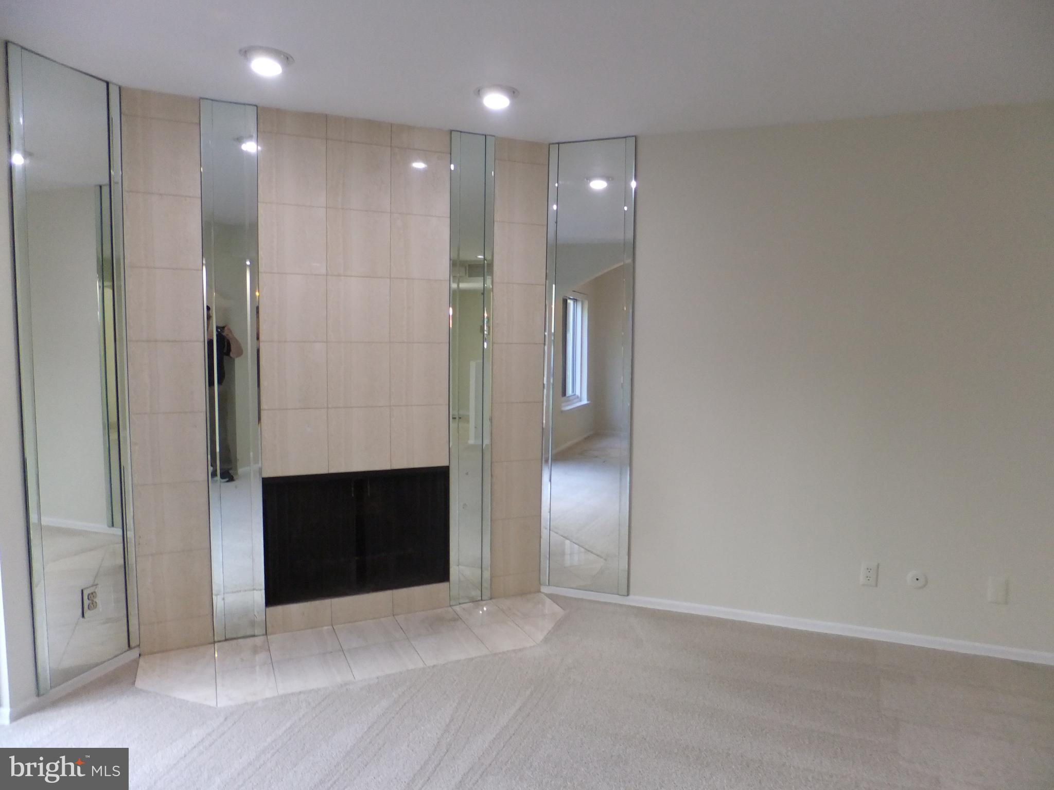 OAK HILL - Residential